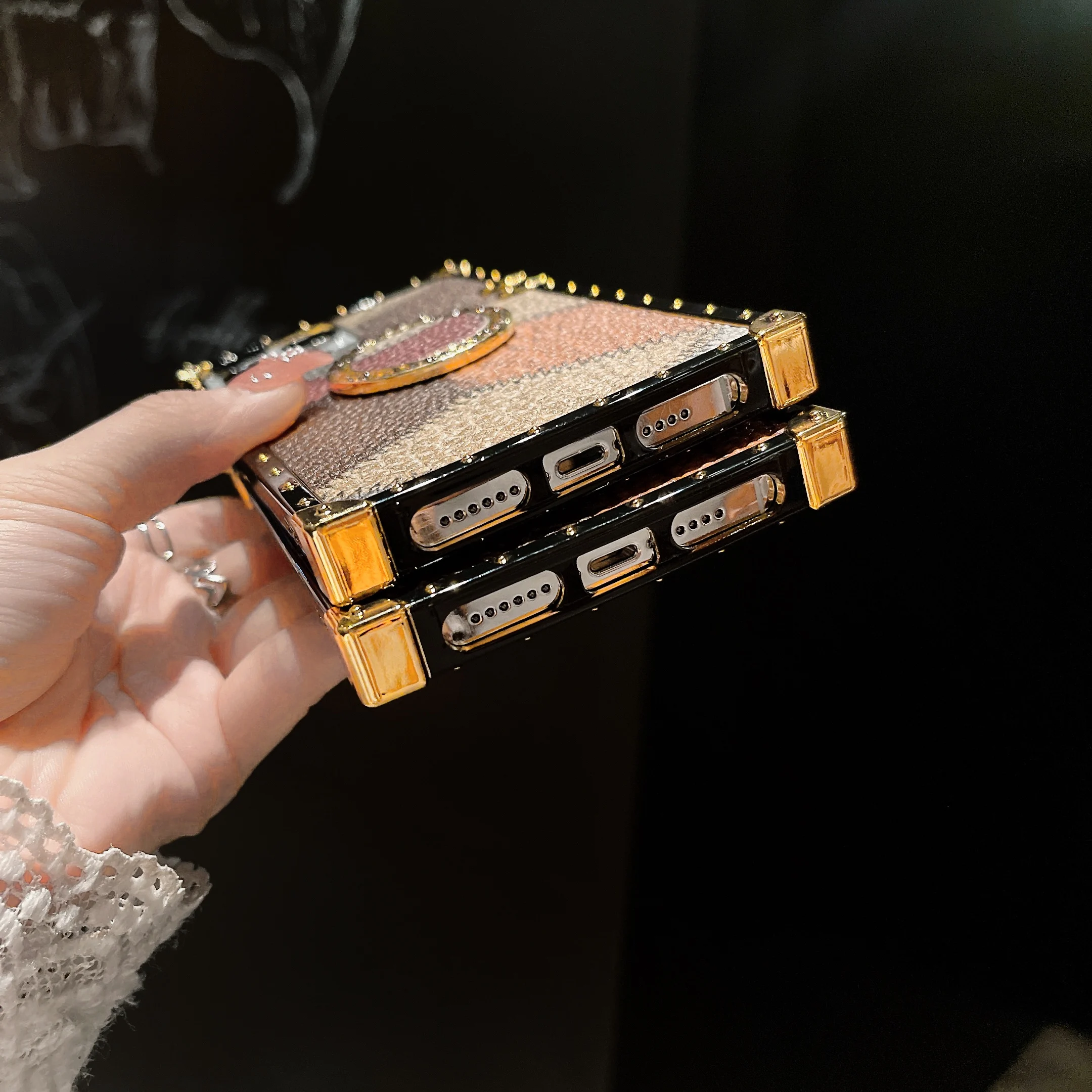 Luxury Square PU Leather Case Fashion Geometric Vintage Patch Lattice Leather Phone Cover For iphone 13 Pro max 12 min xs max 8