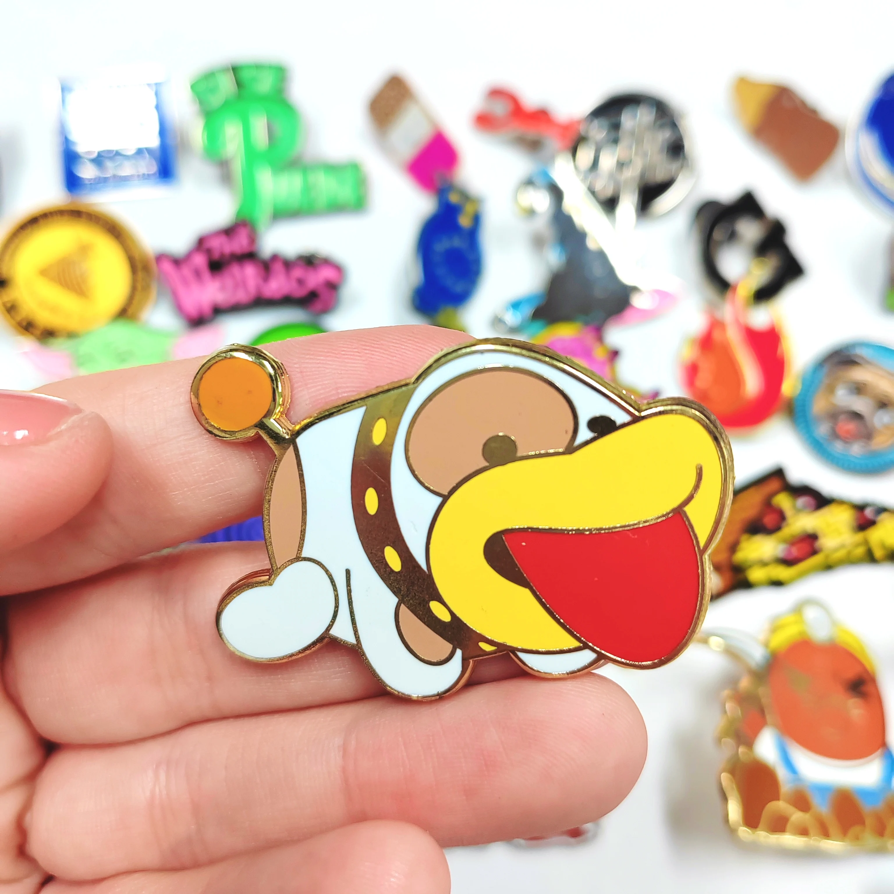 Free Proof China Manufacturers No MOQ Metal Hard Soft Enamel Custom badges Pins Brooch Cartoon Anime badges