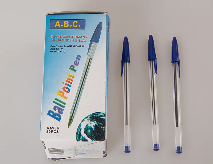 Plastic ballpoint pens high quality low price 0.7mm ball point pen smooth flow ink ball pens