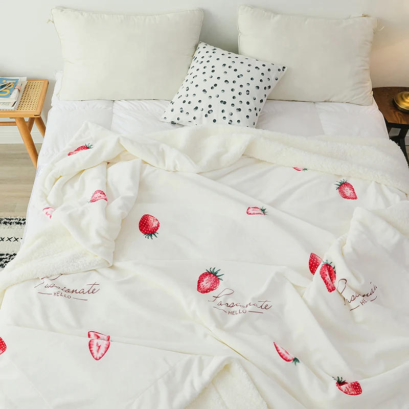 Ins Small Fresh Style White Strawberry Pattern Lambskin Double Layer Good Sleeping Warm Winter Blanket