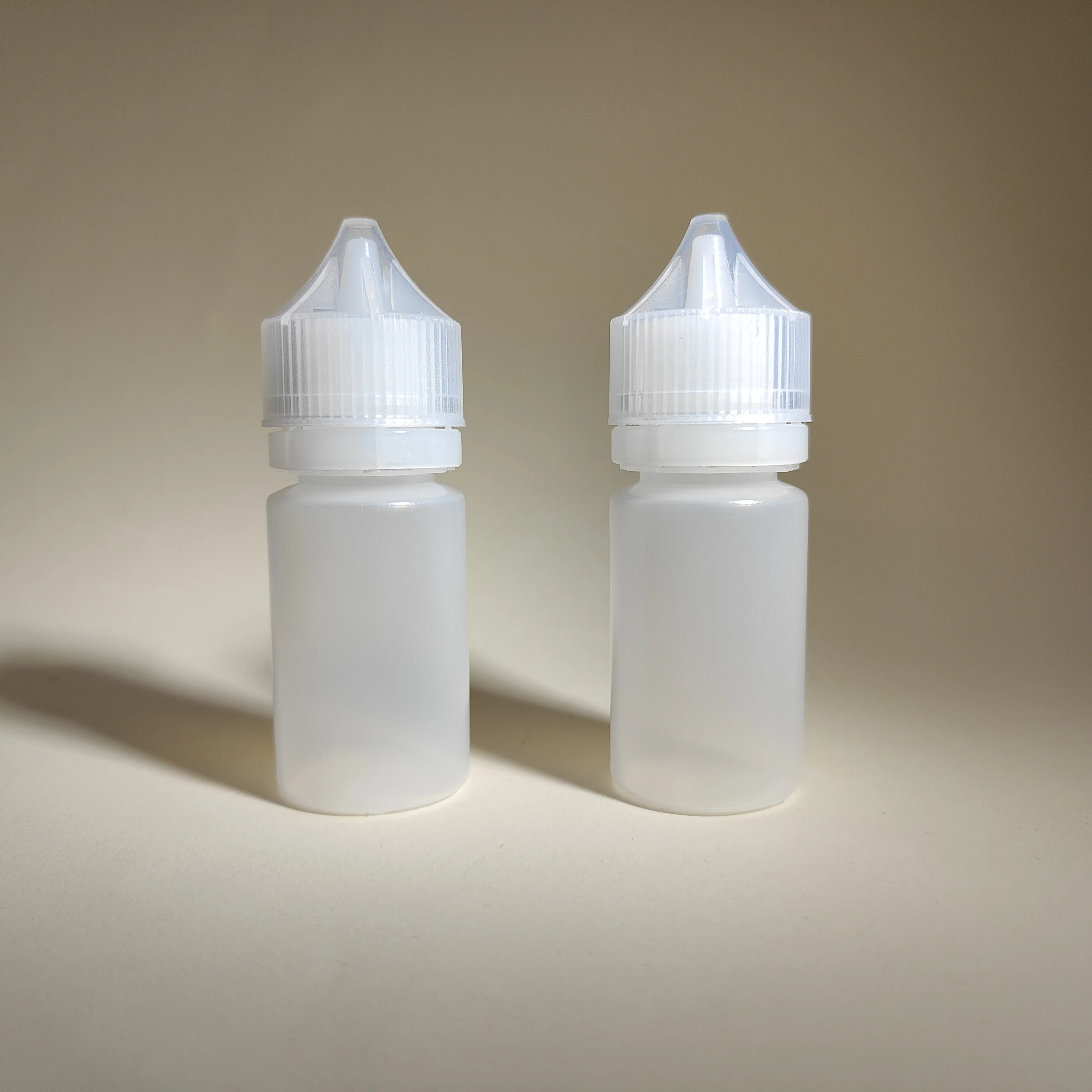 10/15/20/30/60/70/100/120ml Wholesale Plastic translucent bottle  liquid bottle with tamper/child proof cap PE oil empty bottle