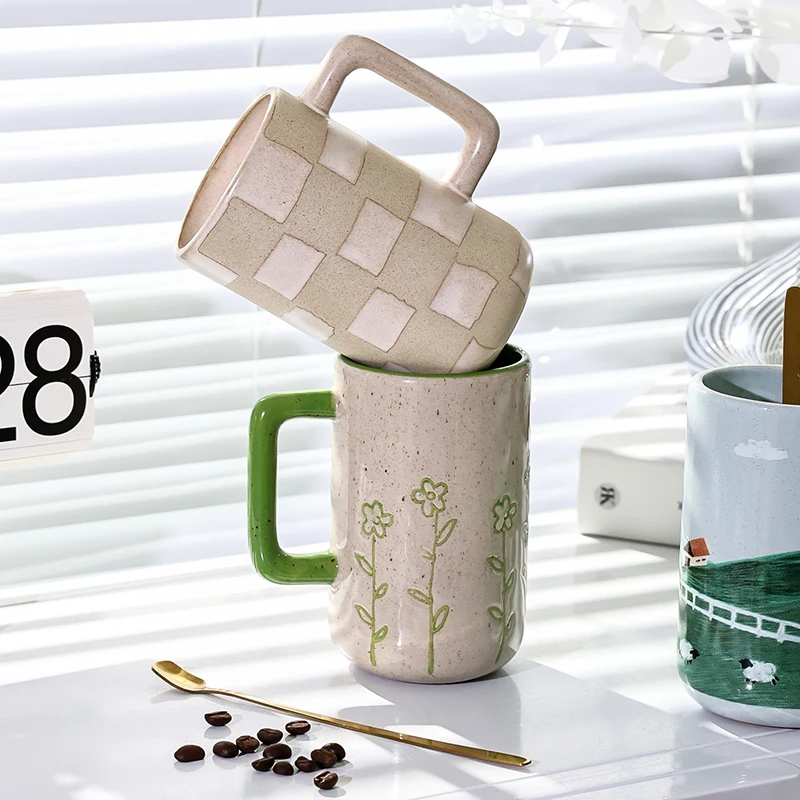 Amazon Top Seller 2022 Cartoon Plating Travel Mug Ceramic Tea Mug Coffee Cup with Spoon