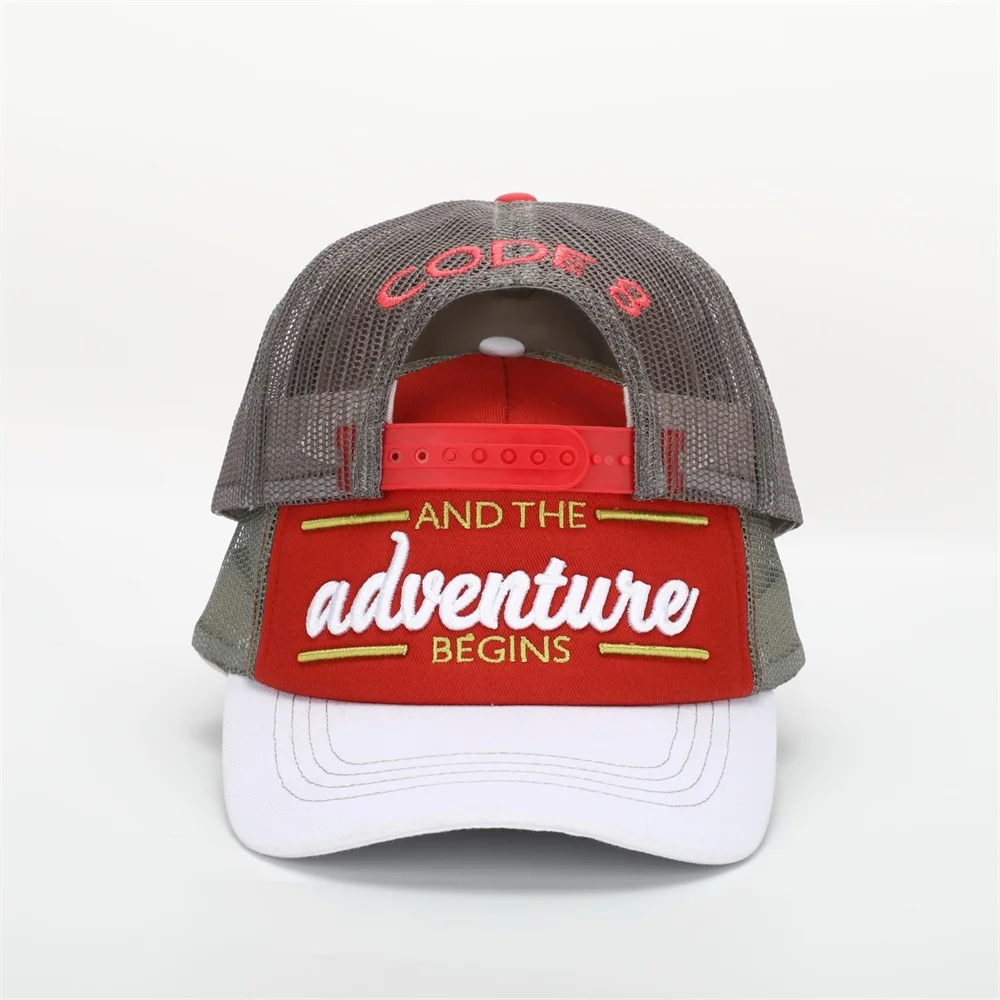 OEM Индивидуальные высококачественные мужские 5 панелей ОАЭ Дубай Стиль Простые 3D вышивка логотипом из пенопласта с короткими полями сетчатые летние кепки для грузовиков