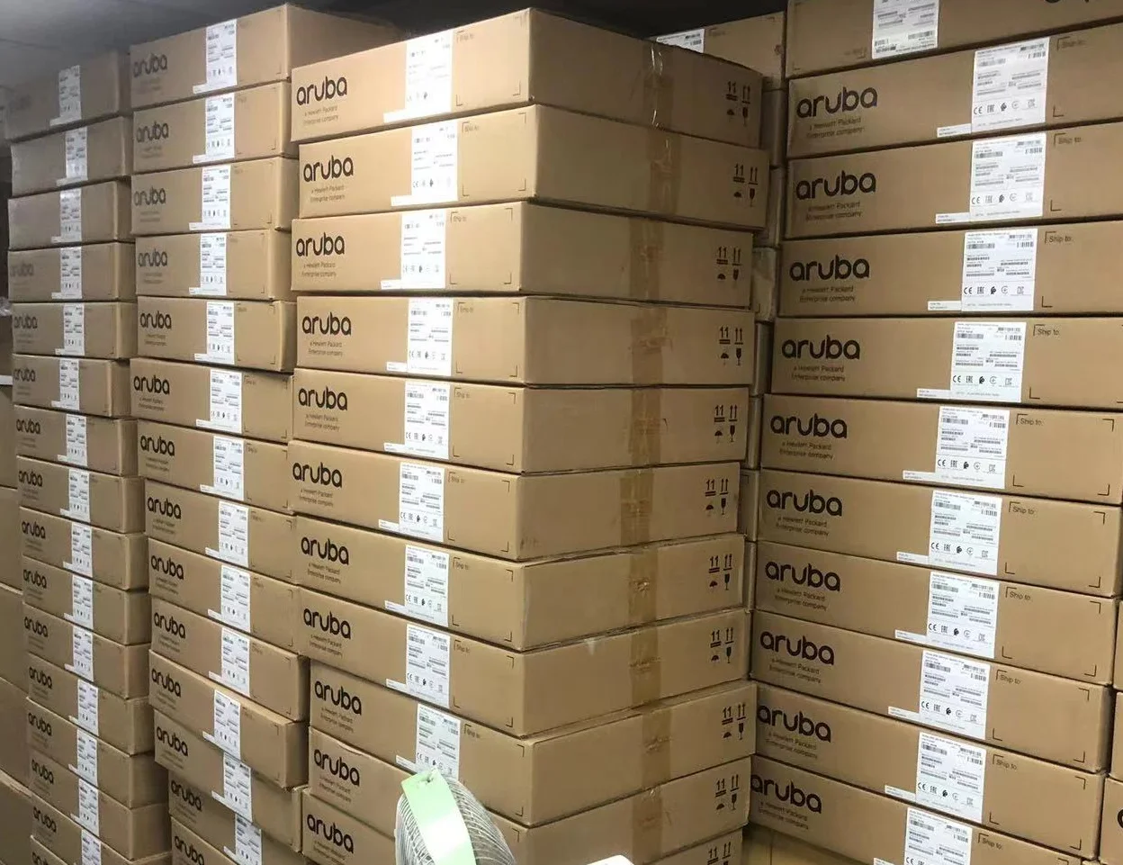 JL677A - Aruba 6100 Series Switch