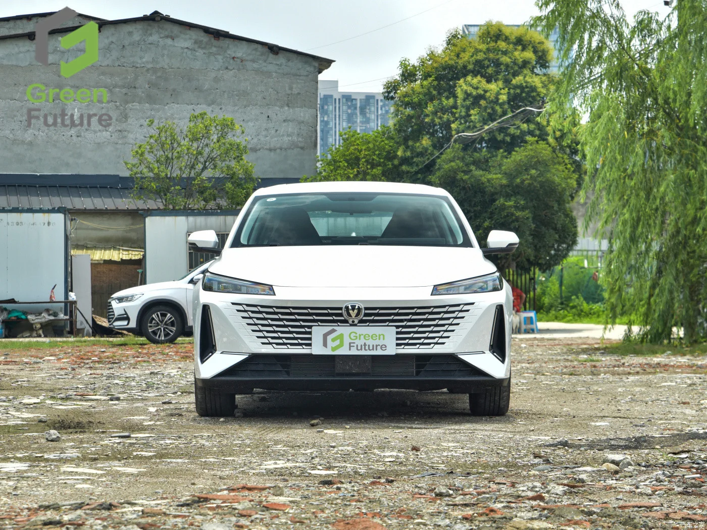 Deposit Changan Yida 2023 new gas car in stock 1.5T GDI DCT Flagship model Sedan Automobile changan yida cheap gasoline