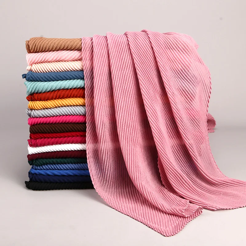 Wholesale Plain Wrinkle Cotton Viscose Scarf Crinkled Muslim Hijab Shawl Headscarf Pleated Scarves