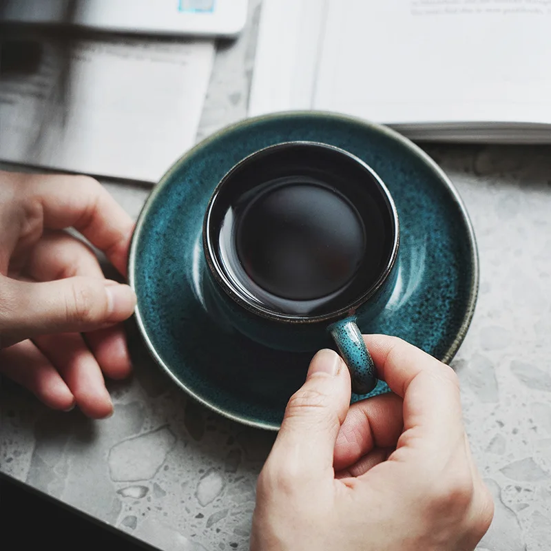 High-End 100ml/200ml Retro Ceramic Mug Saucer Set American Style Vintage Porcelain Cup Tray for Hotel Parties Home Office Use