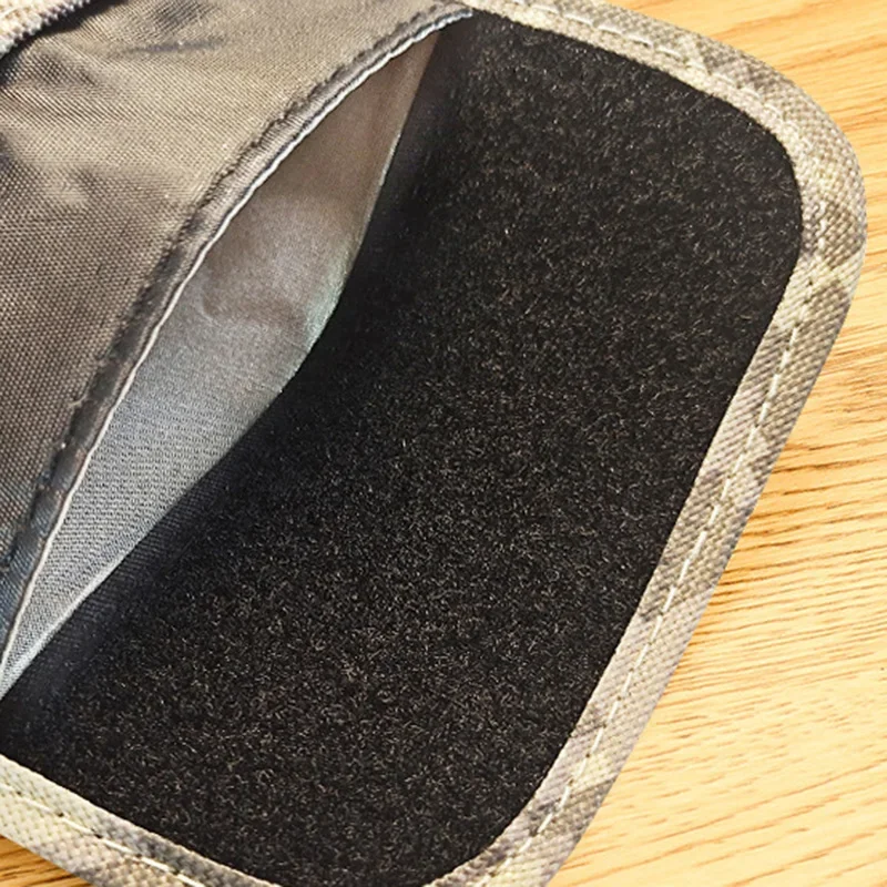 Faraday Bags for Phones Key Fob Signal Blocker Signal Blocking Faraday Pouch Cell Phone Signal Jammer Anti-Theft Pouch Cage