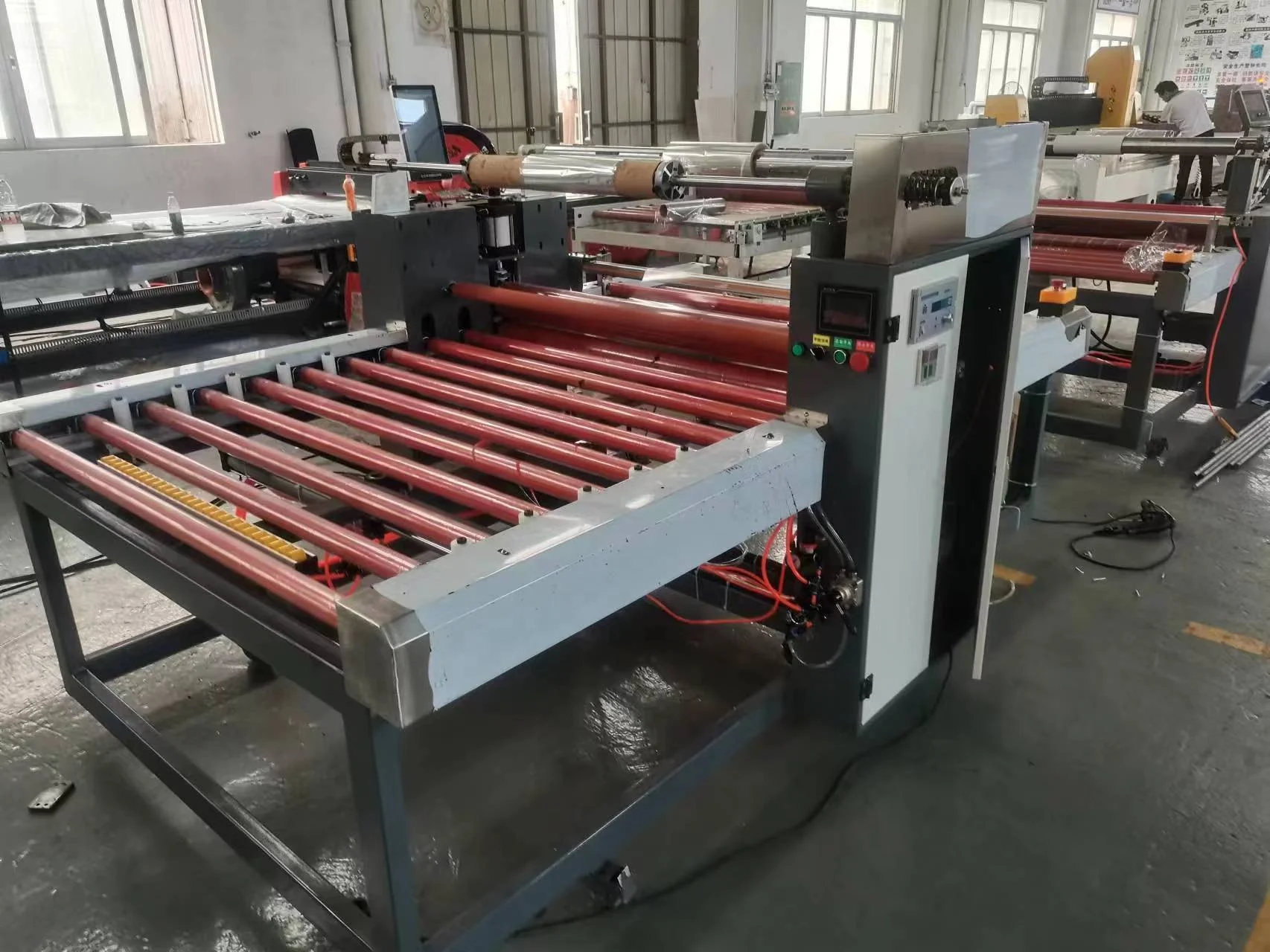 Automatic glass laminating film machine horizontal glass processing machine tempered laminated cutting glass laminating machine