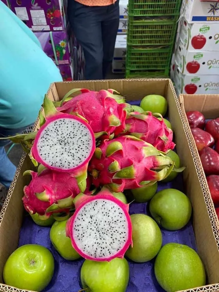 Fresh Red Dragon Fruit Cheap Price Low MOQ Hot Selling From Vietnam High Quality Brand Manufacturer Supplier For Export