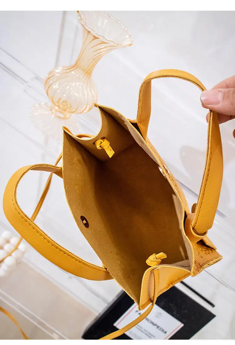2023 Hot Selling Leather Material Women Handbag Wholesale Cheaper Leather Crossbody Chain Bag Ladies Diagonal Bag