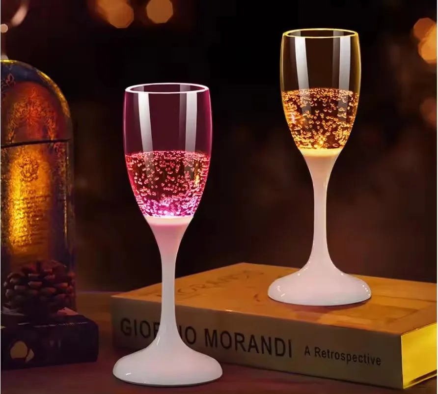 Food Grade Luminous Wine Cup Neon Party Atmosphere LED Light Unique New Gift Water Sensing Cup MOQ 100pcs for Toys