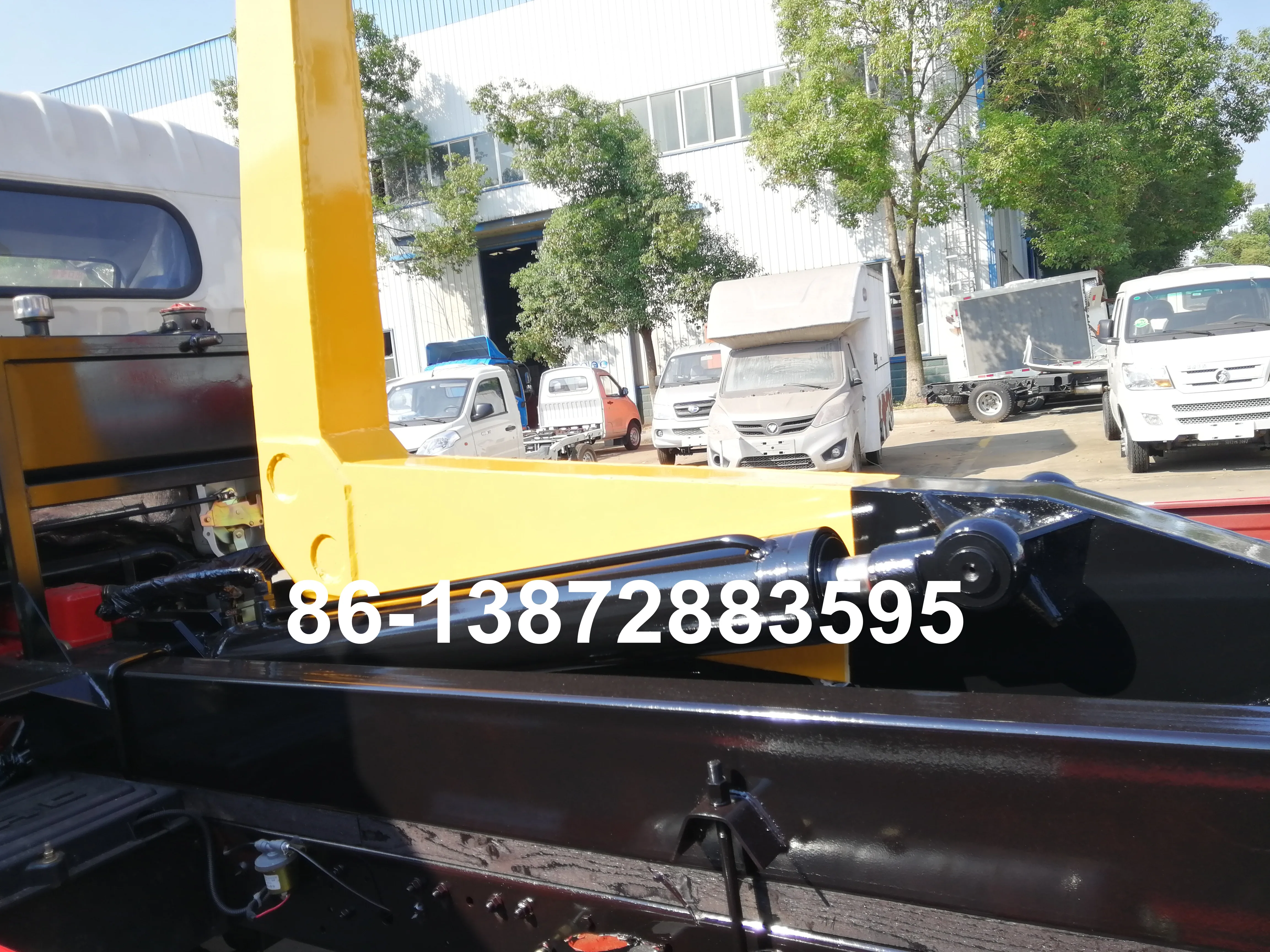 small size 6cbm arm roll garbage container lift trucks