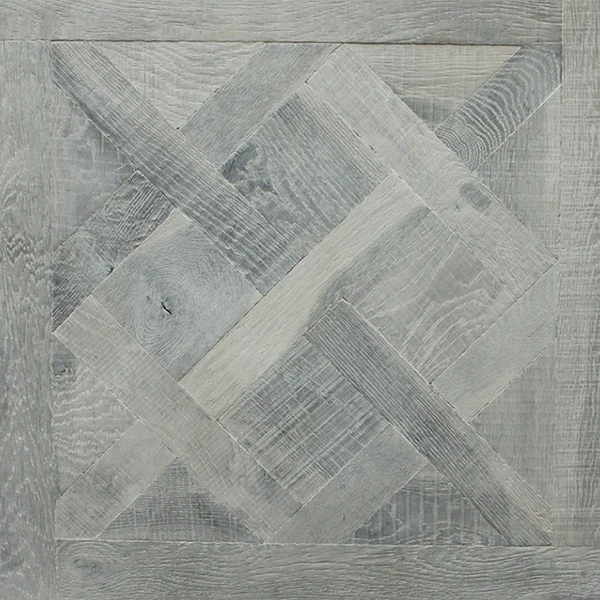Customized French Oak Distressed Engineered Multilayer Versailles Parquet Wood Flooring