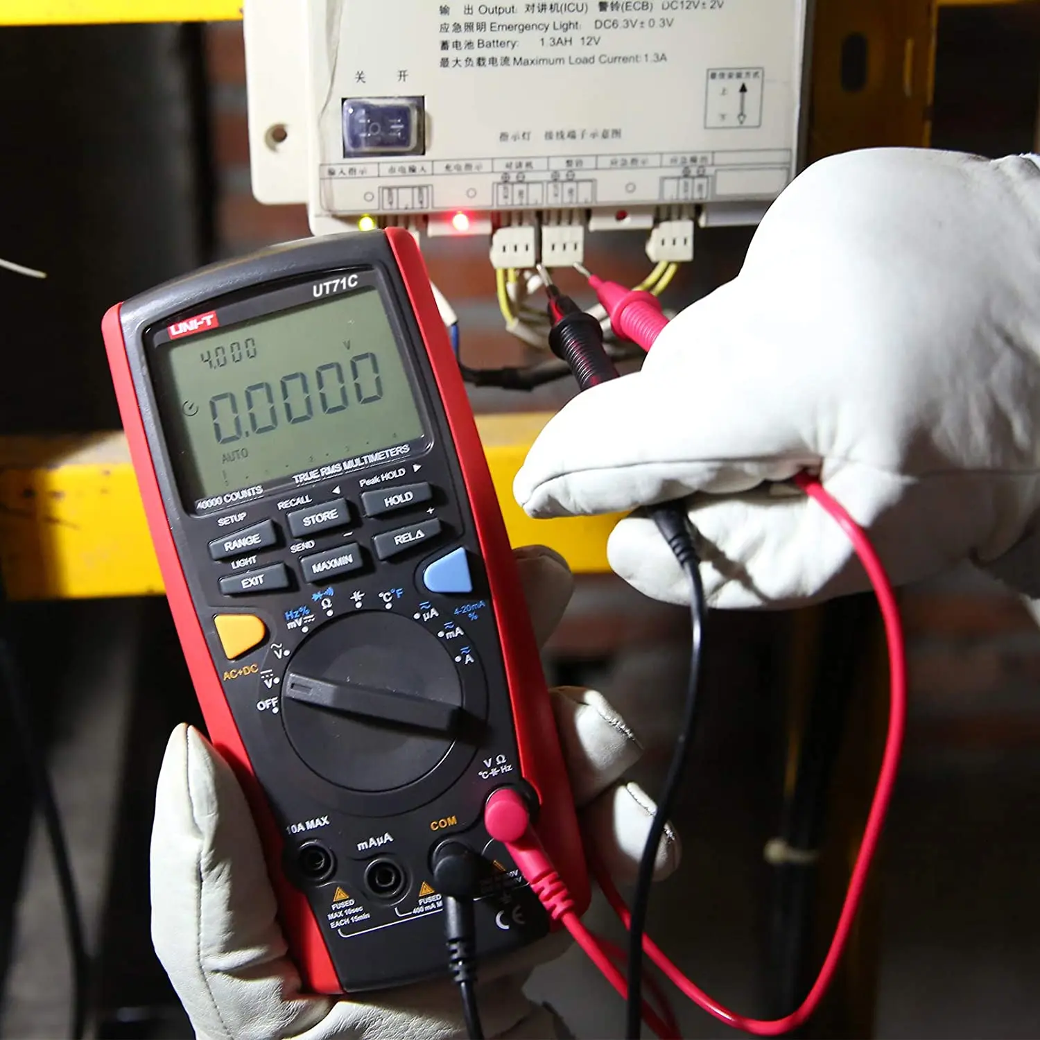 UNI-T UT71C 40000 Counts True RMS Electronics Logging Digital Multimeter Multi Tester Auto Manual Ranging 1000V AC DC 10A