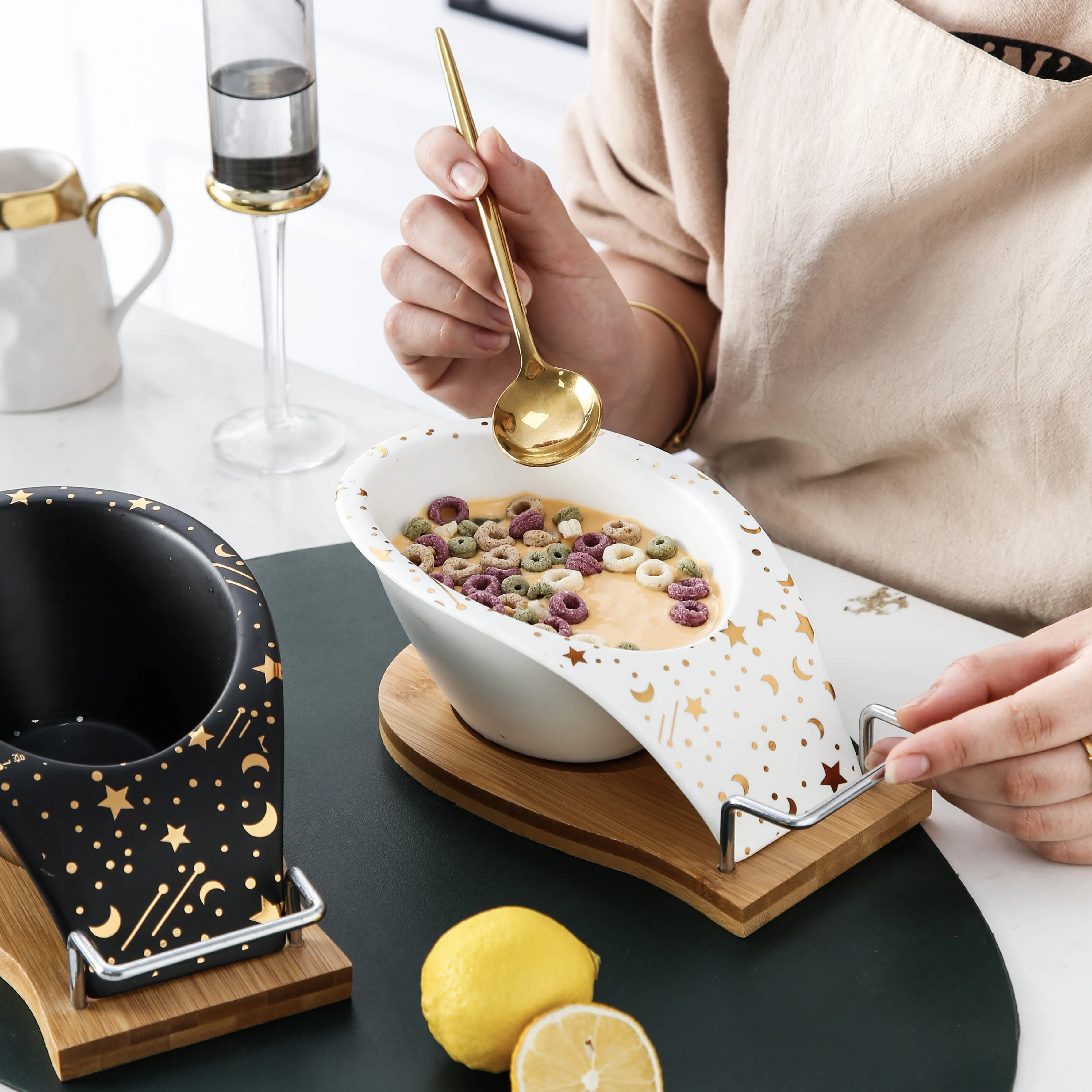 Cross-border Ceramic Shallow Plate Japanese Cuisine Disc Cake Dim Sum Restaurant Tableware Western Steak Plate Wholesale