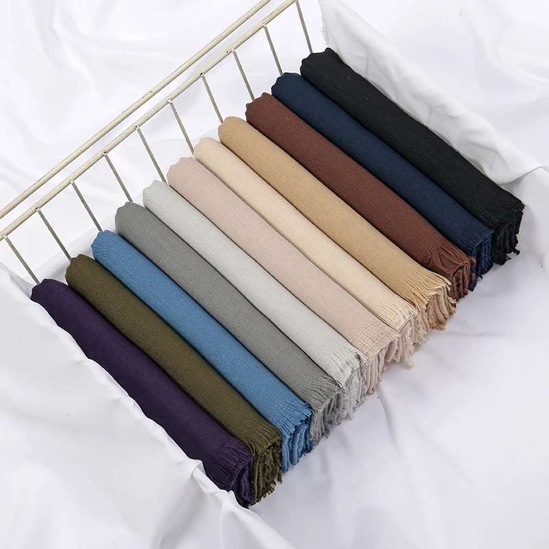 Hot Selling Premium Solid Color Muslim Hijabs Tassel Hijab Scarf Wraps Soft Cotton Scarves Shawls