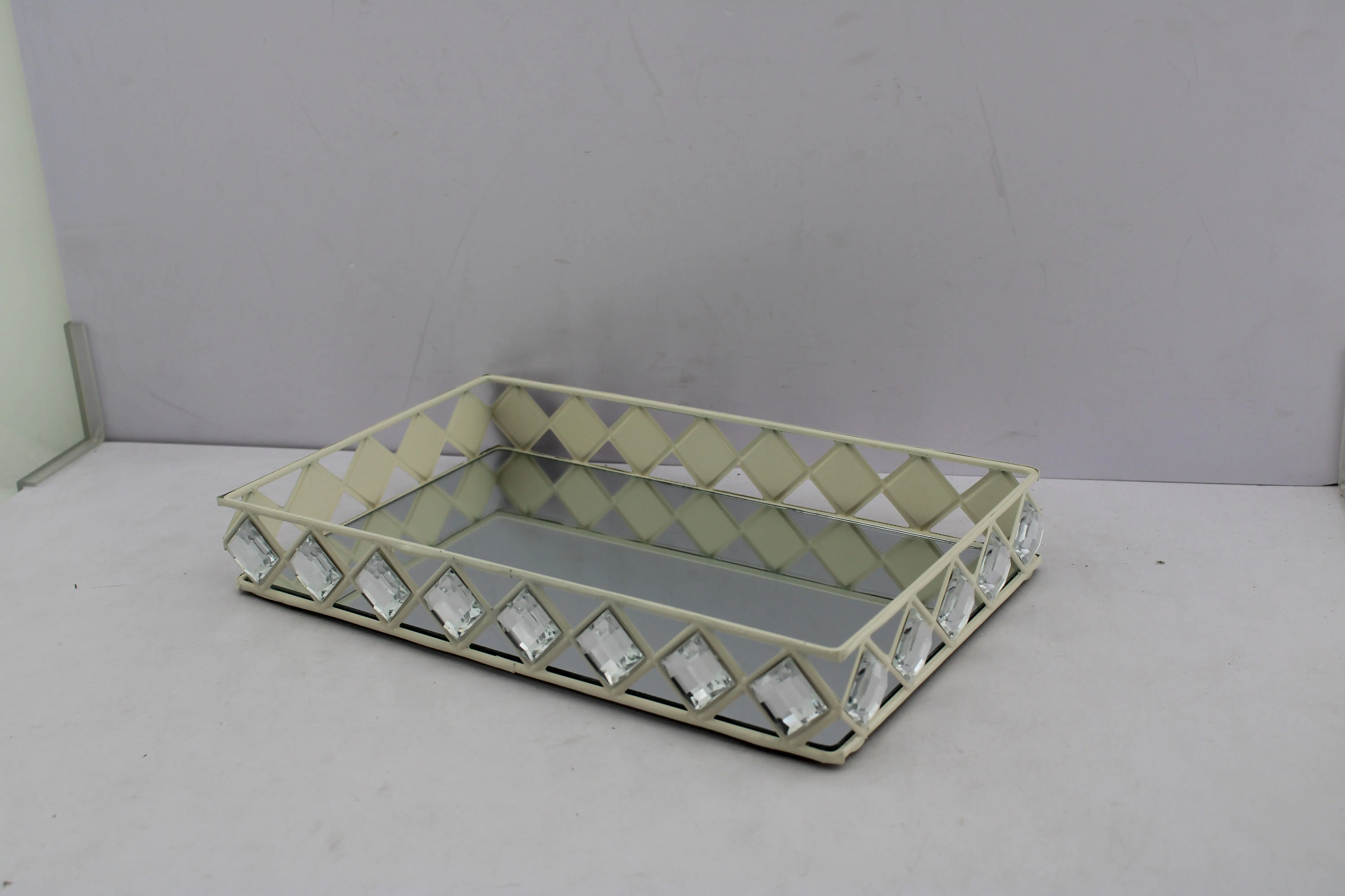 28x18cm Black/white Metal Tray with Silver Shining Beads and Mirror