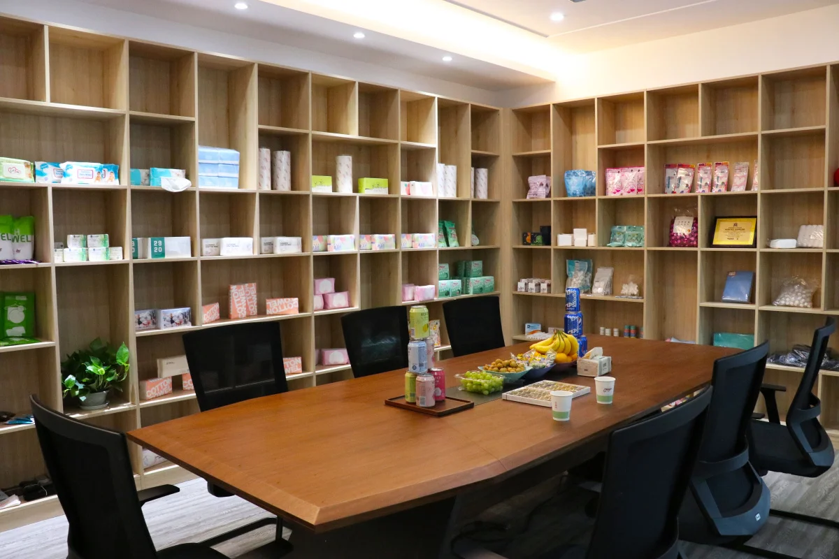 100%bamboo spunlace nonwoven fabric wet moistened baby wipes towel cleaning with plastic cover