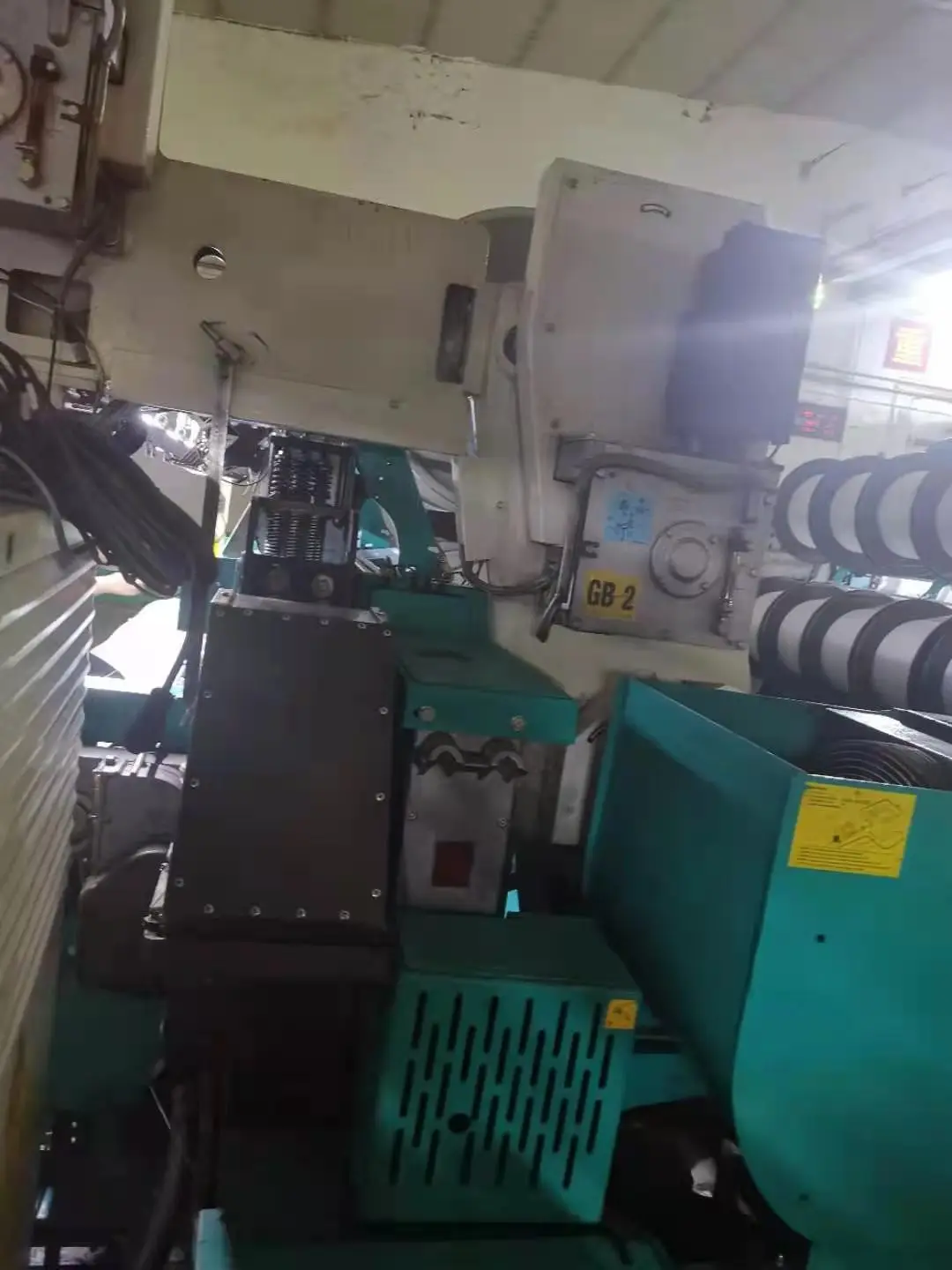 Cost-effective HKS3-M 28E 2005year 218inch second hand Karl mayer warp knitting machine