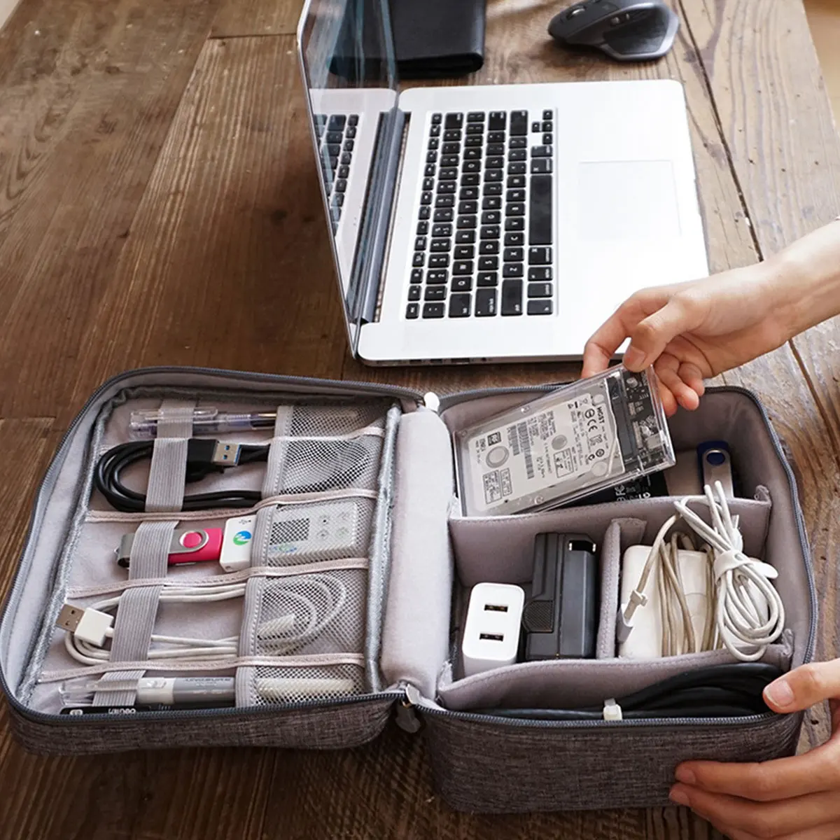 GAODA Customized Logo & text Travel digital bag cable charger organizer classification separated storage travel accessories