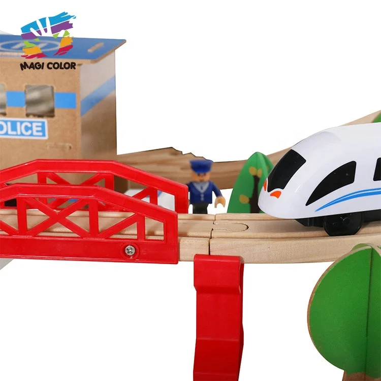 Wholesale funny children wooden electric toy train sets best kids wooden train track toy W04C048