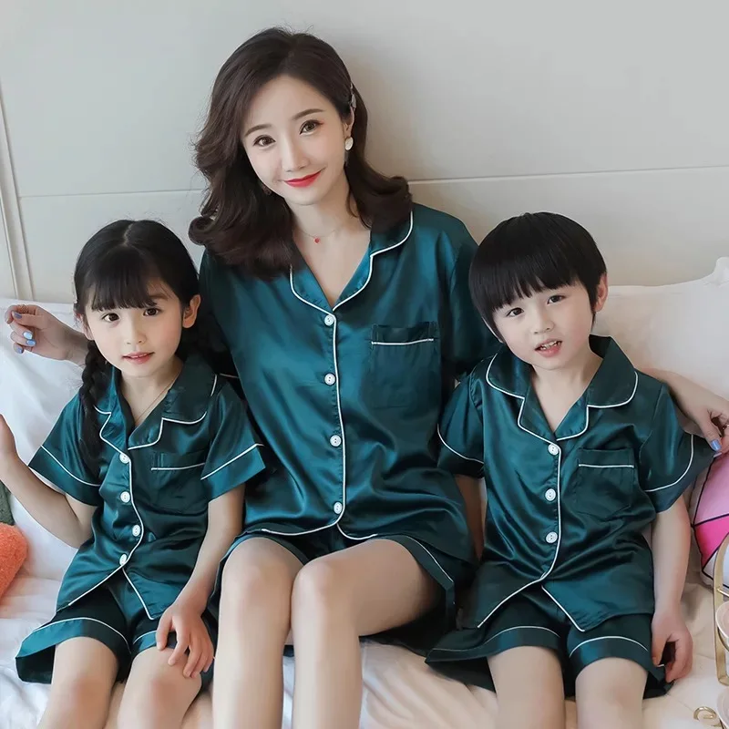 Летняя Детская Пижама, детский Шелковый Пижамный комплект для мальчиков и девочек, костюм для отцов для взрослых, атласная пижама, пижамный комплект с коротким рукавом