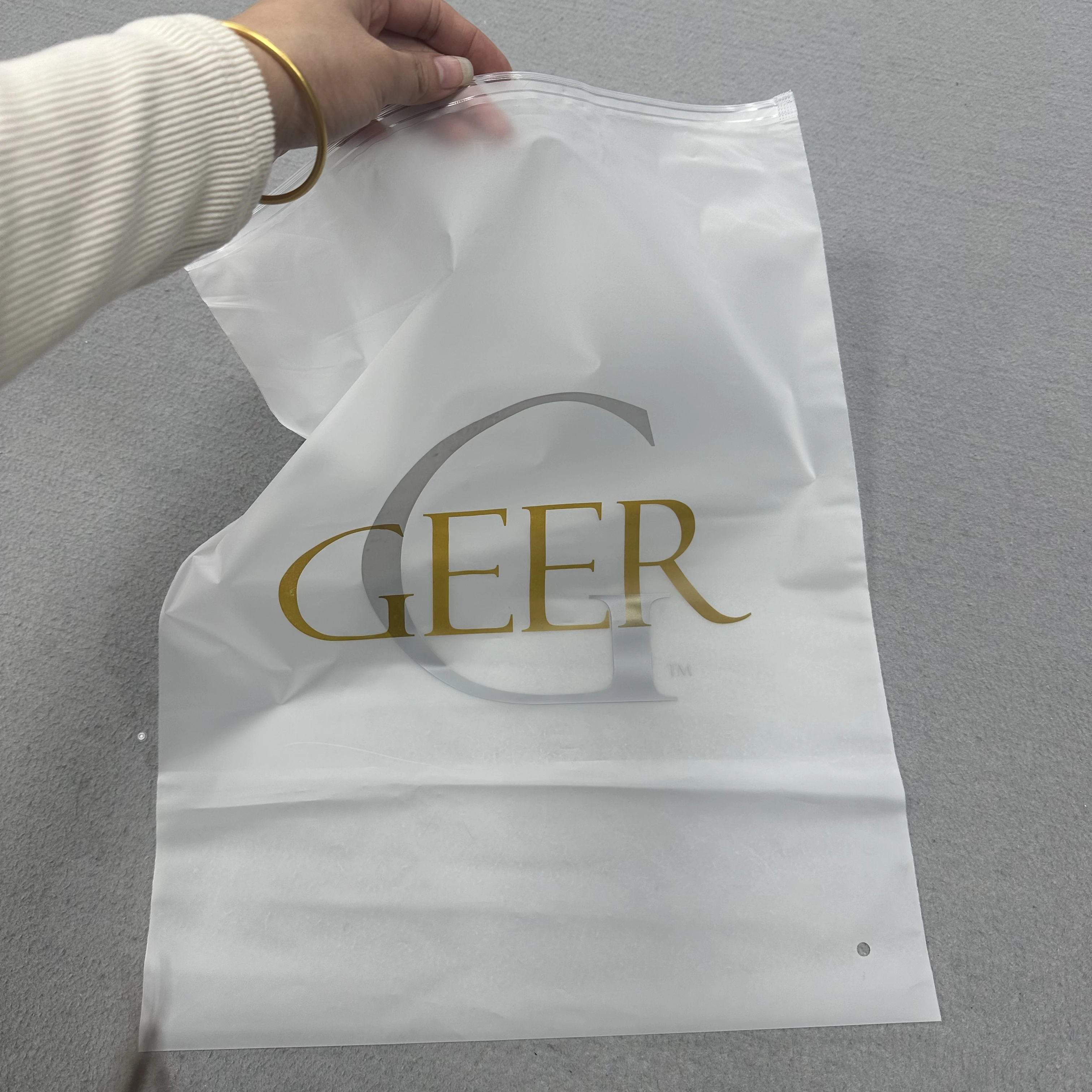 Compostable eco friendly bio degradable poly zipper zip lock plastic bags for clothes packaging