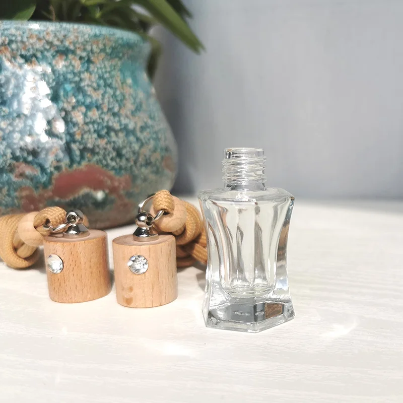 Avertan wholesale 5ml 6ml  Empty Refill Diffuse Fragrance Car Pendant Perfume Bottle