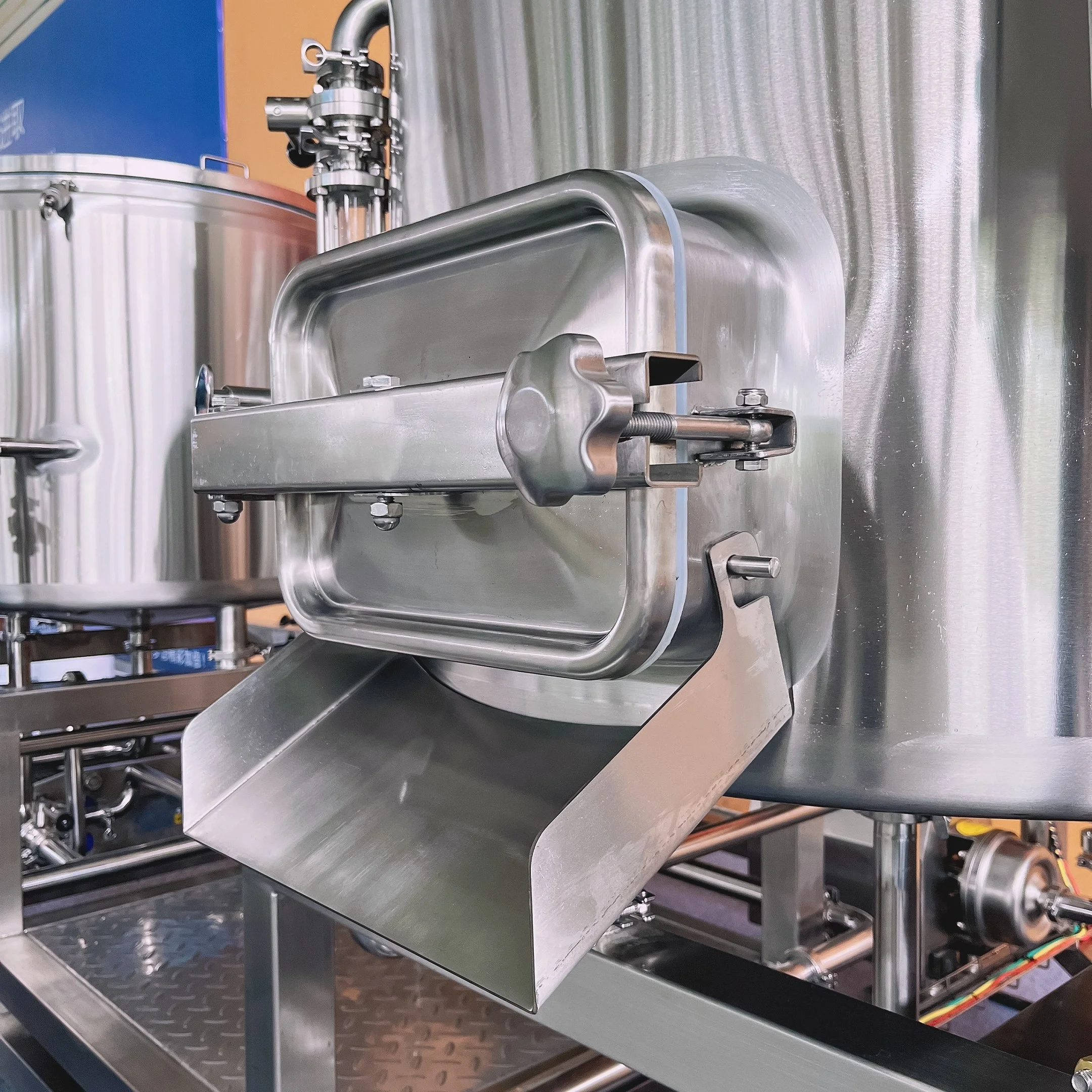 CARRY 200L STAR Series 3-vessel Brewhouse Micro Home Brewing System Turnkey Project suitable for novice winemakers