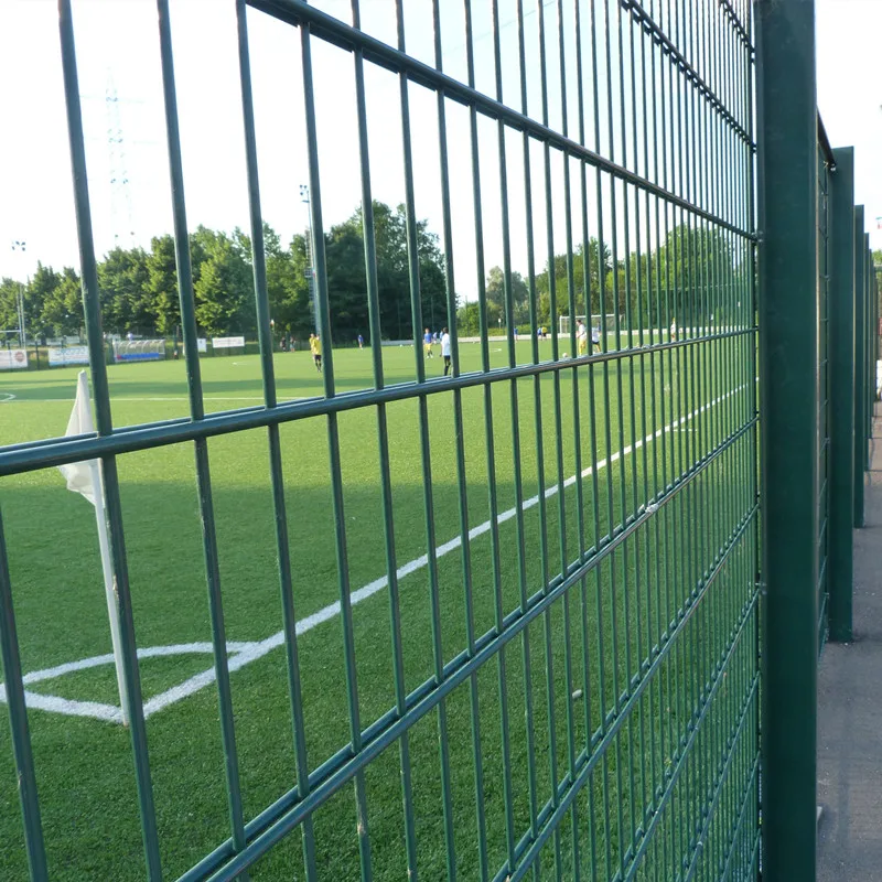 commercial galvanized steel welded diamond mesh wire fence for farm/highway/sport