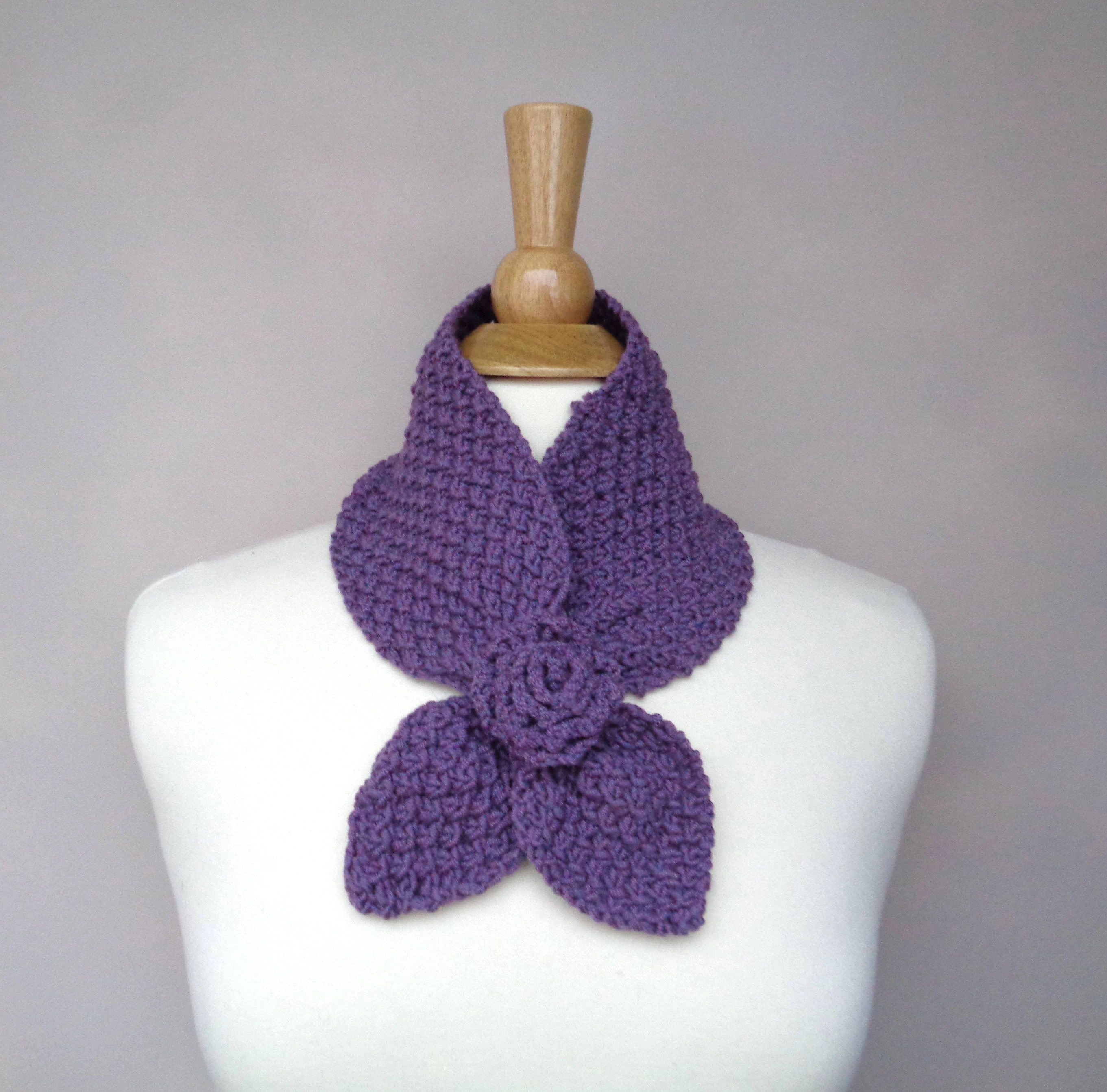 Женский однотонный теплый шарф