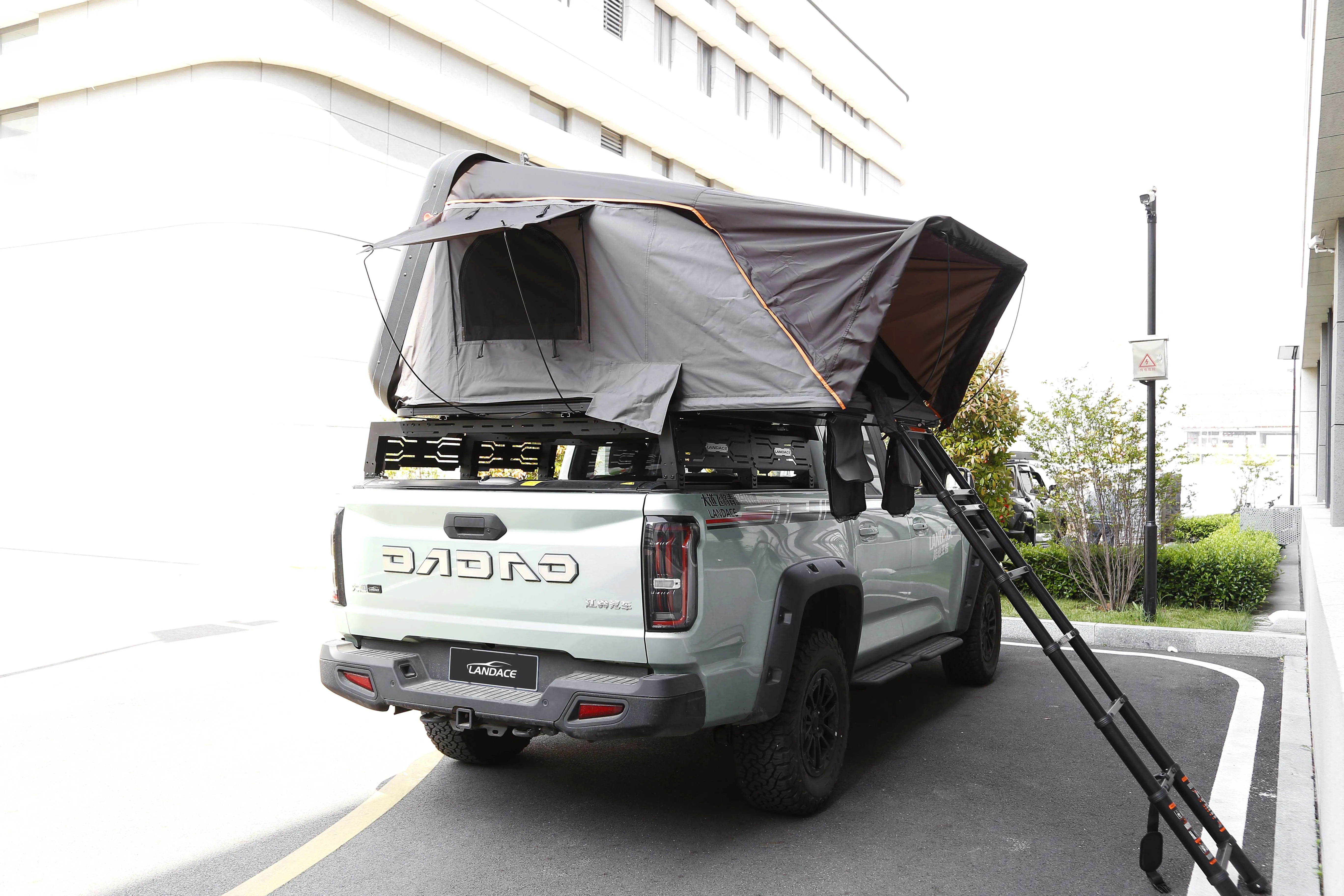 high quality adjustable Hard Stainless steel expandable universal Truck bed rack