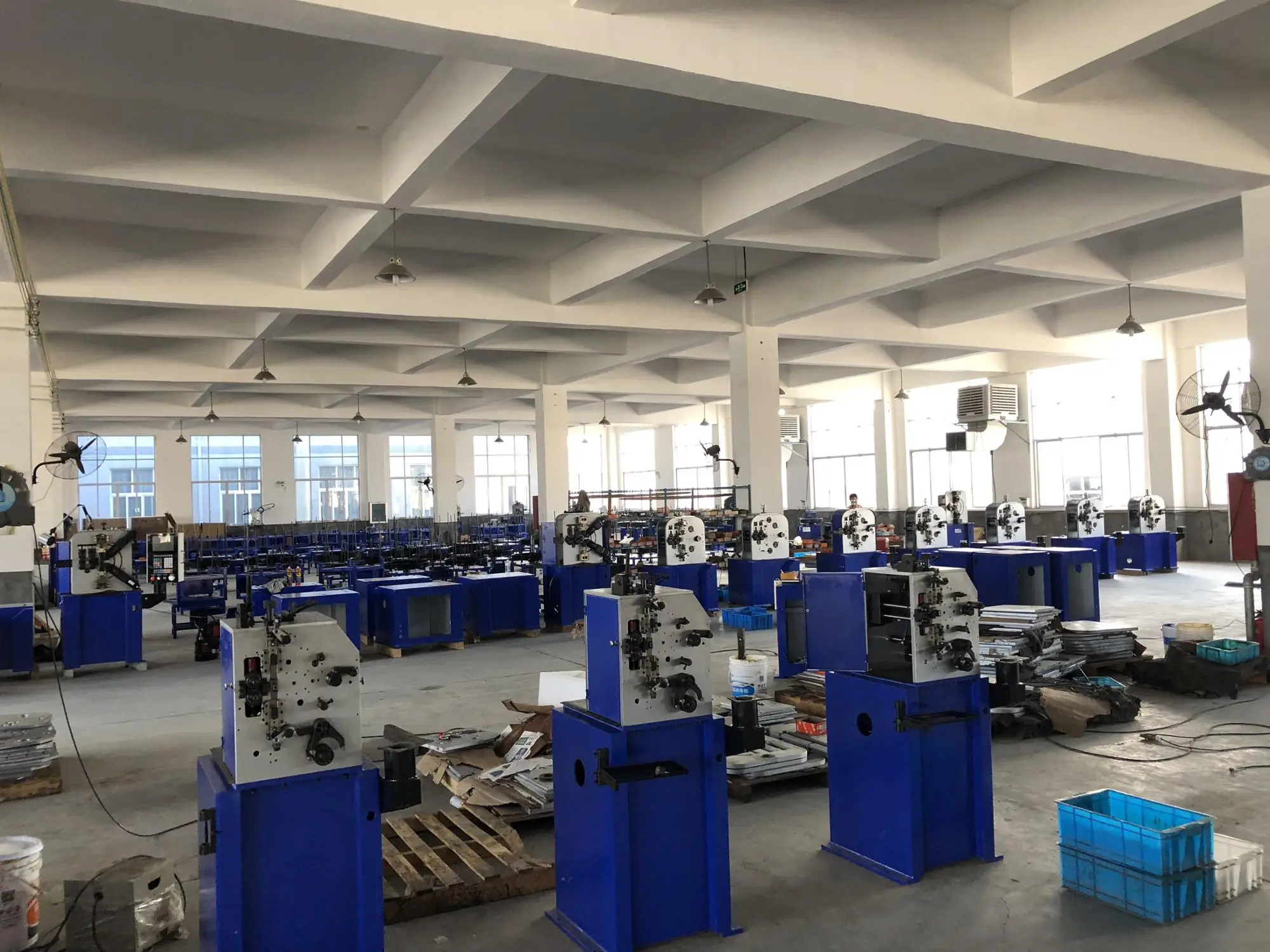 YF brand CNC-8208  2 Axes CNC Metal Wire Extension Spring Coiling Forming Machine with Low Cost