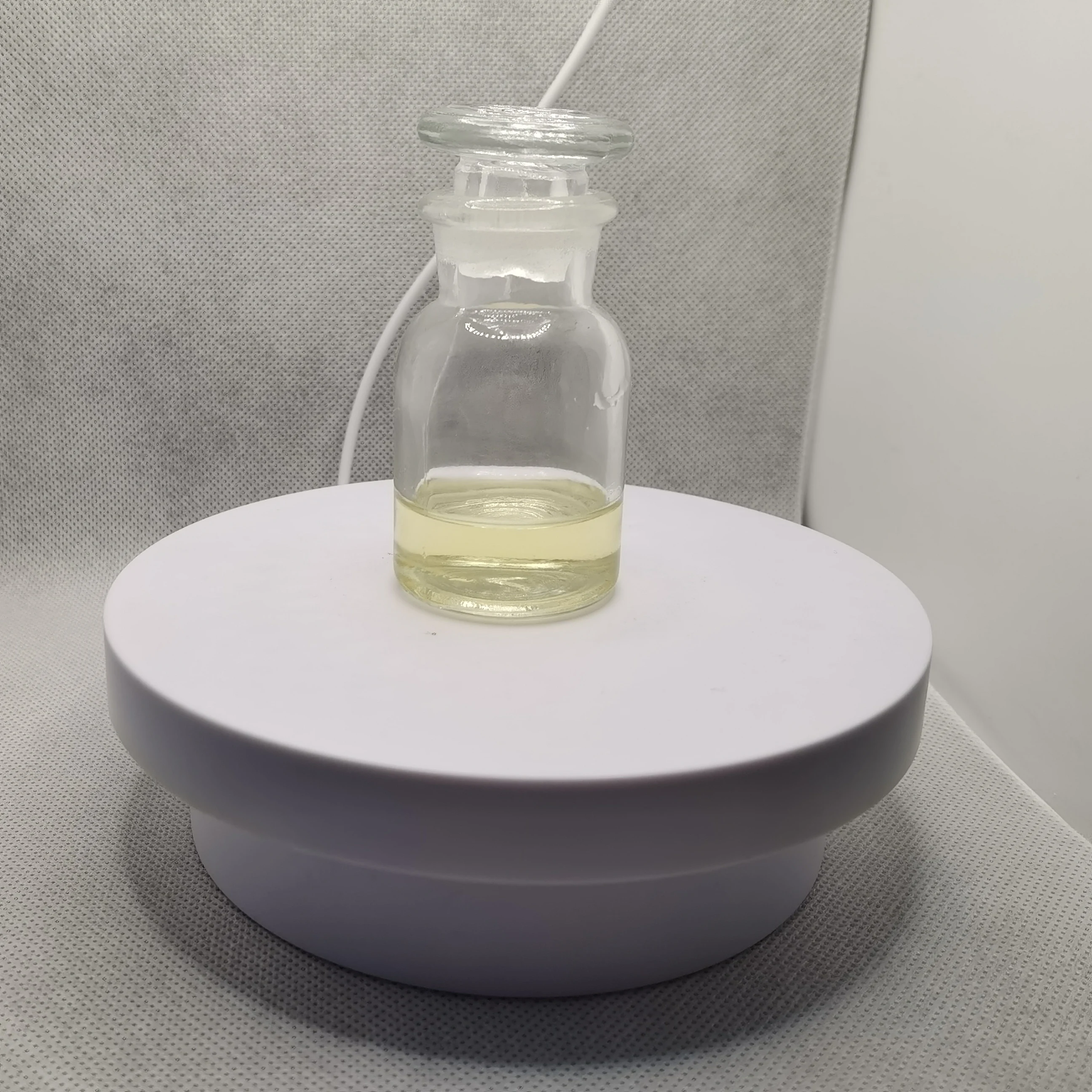 Hot Sorbitan Monooleate selling CAS 1338-43-8 Best price liguid Safe transportation