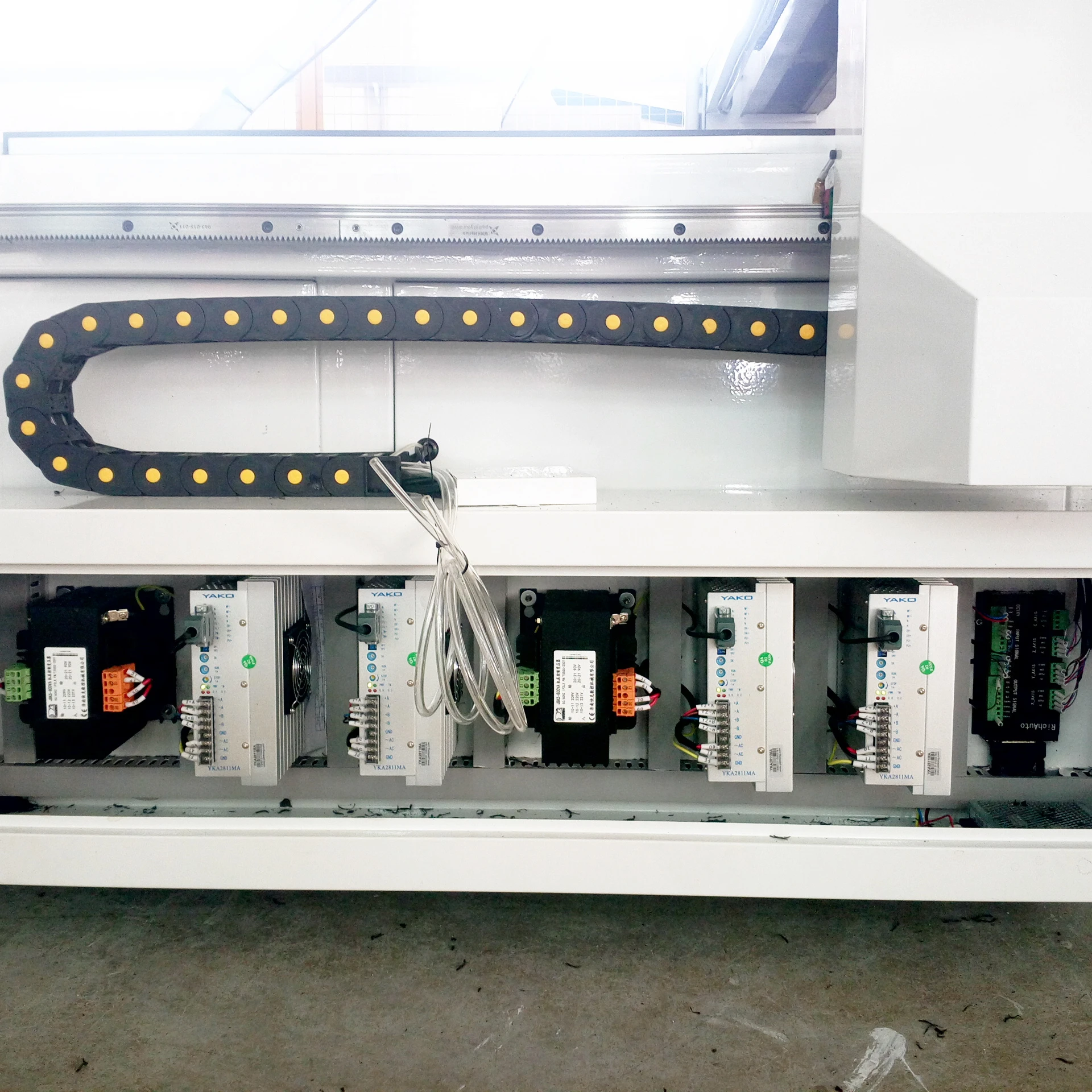 3 Axis 1224 Advertising Engraving CNC Router K30MT