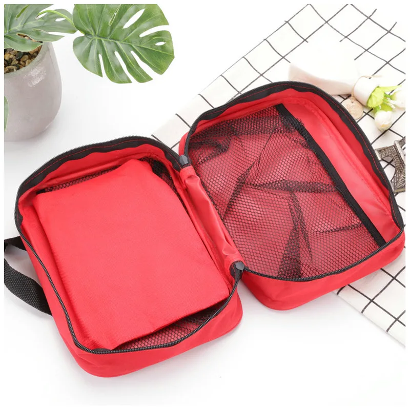 Portable Emergency Medical First Aid Kit Bag Health Care Home Survival Travel Gear with National Style