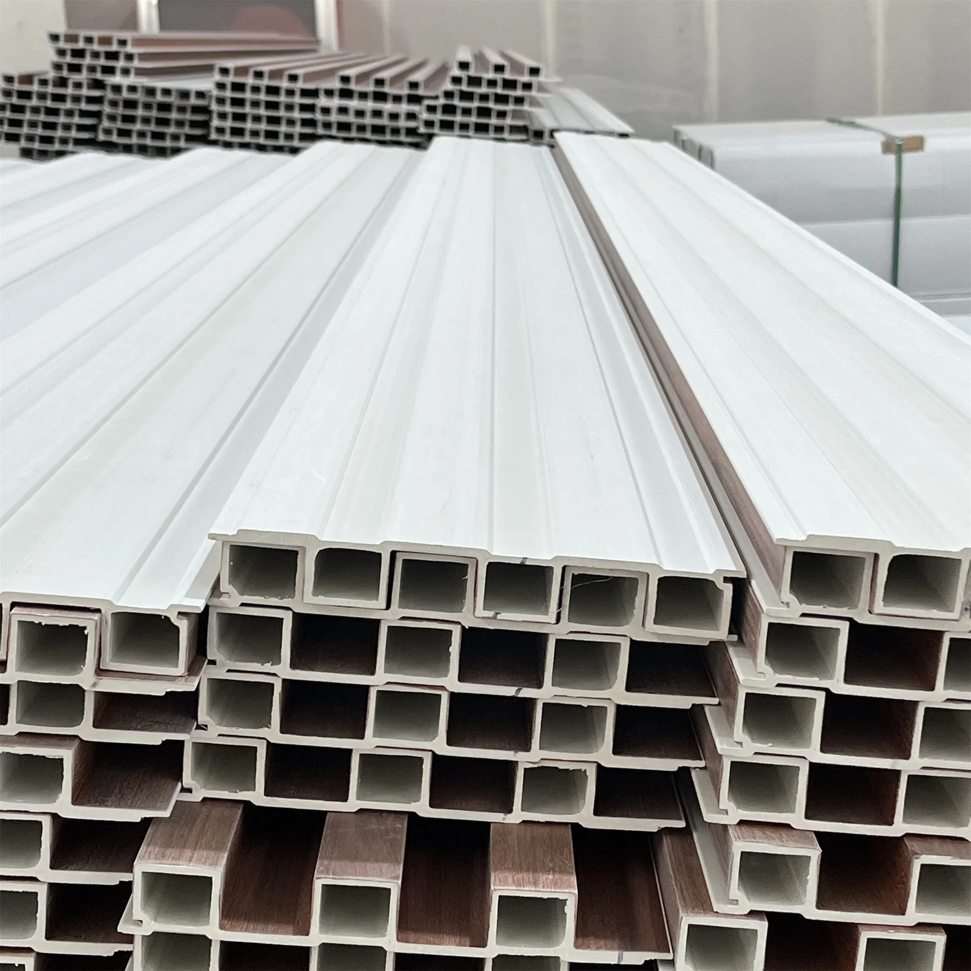 Panneau Revetement PVC LAMBRIN Paneles Ranurados Wpc Wall Panel Wood Slat Woc Timber square Tube