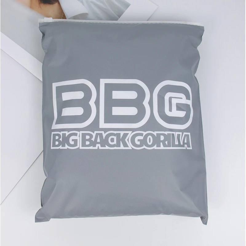 Custom Logo  Matt Clothes Packaging Bags Plastic Recyclable Ziplock Sports Clothing Packaging with Printed Logo