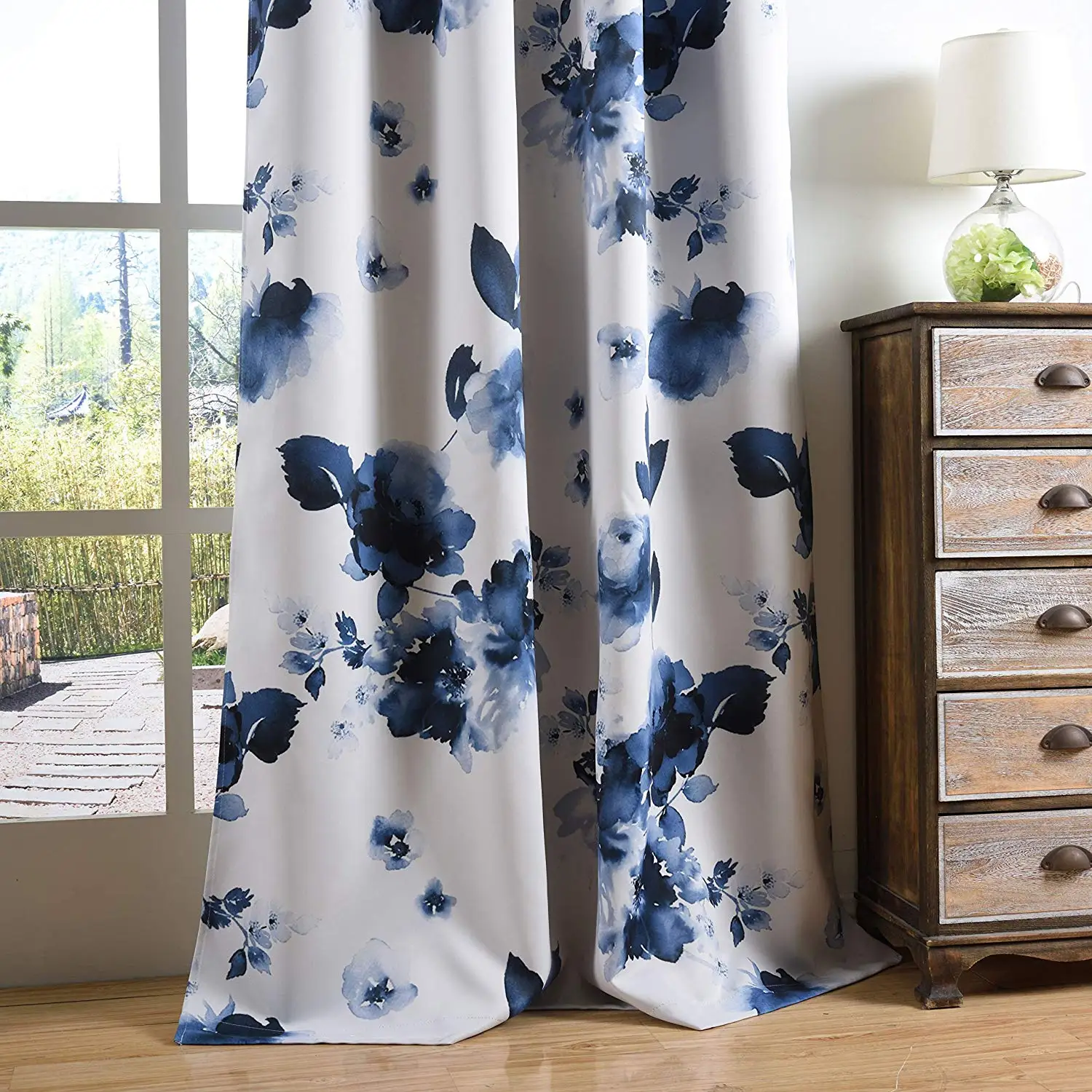 Blue printed black out curtains/Luxury and elegance grommets curtains for living room and bedroom