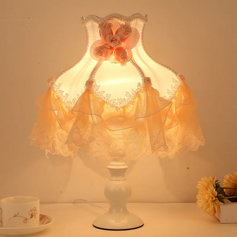 Bedroom bedside lamp European princess lace modern simple Nordic girls home table lamp