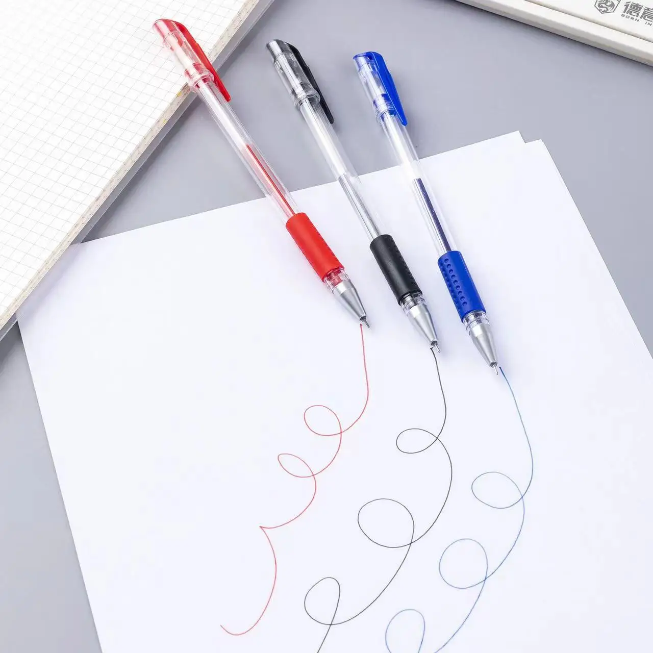 12pcs/box European standard Gel pen carbon signature pen Office stationery neutral gel pen