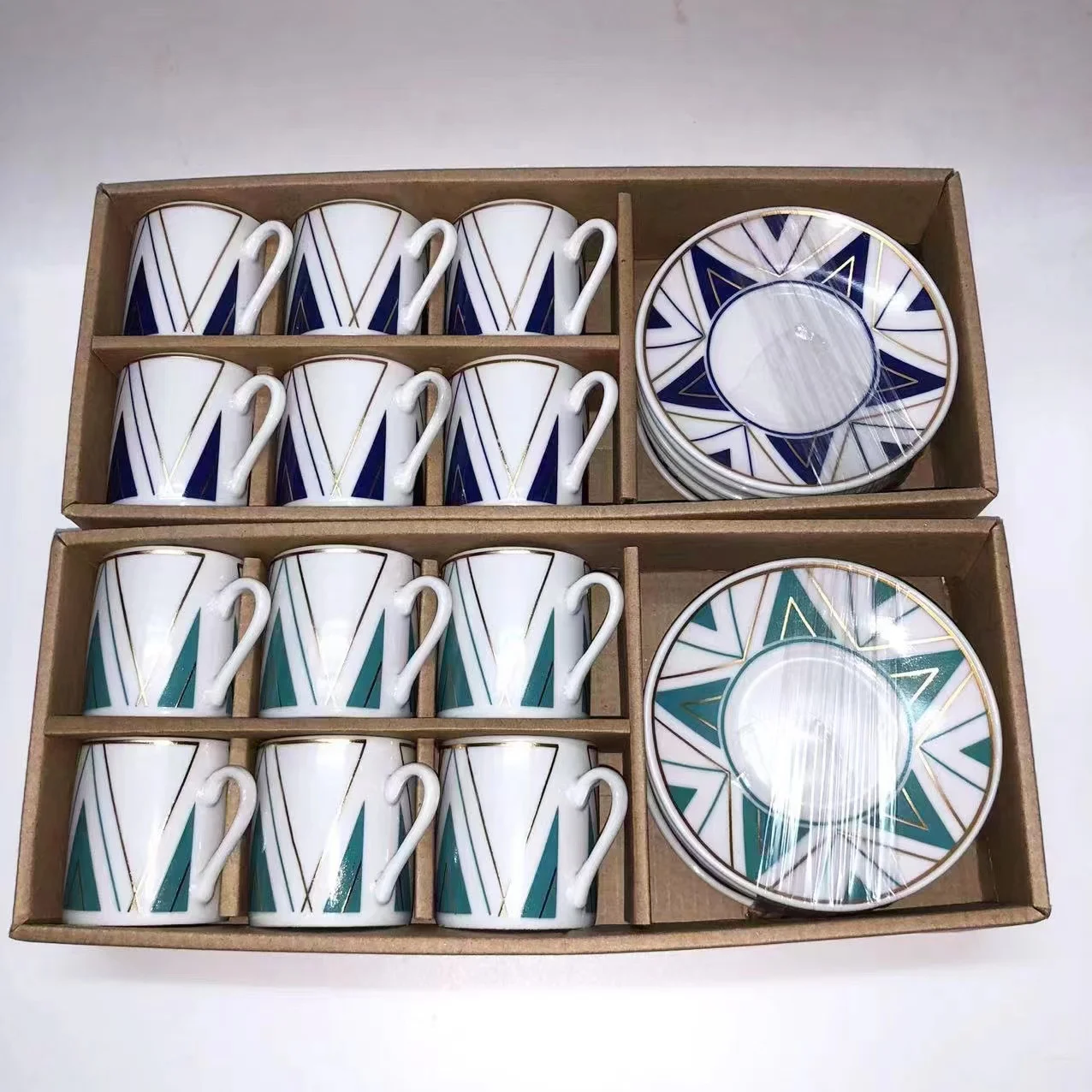 Оптовая Продажа 80 мл Роскошная чайная чашка керамическая белая Золотая с узором кофейная молочная фарфоровая и блюдце набор эспрессо