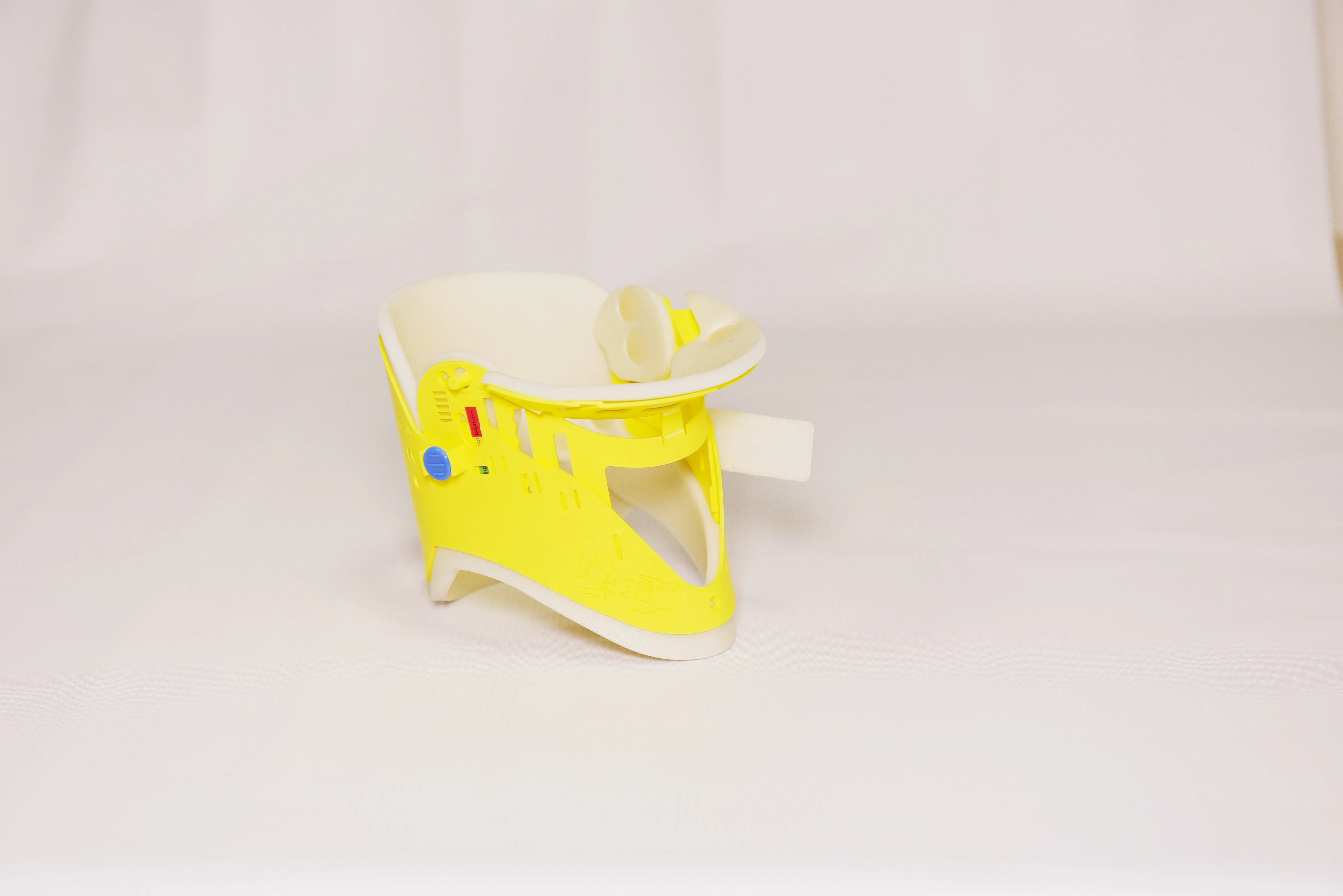 Emergency Medical Supplies Adjustable Cervical Collar Neck Brace Extrication Collar with Easy-to-Use Adjusting