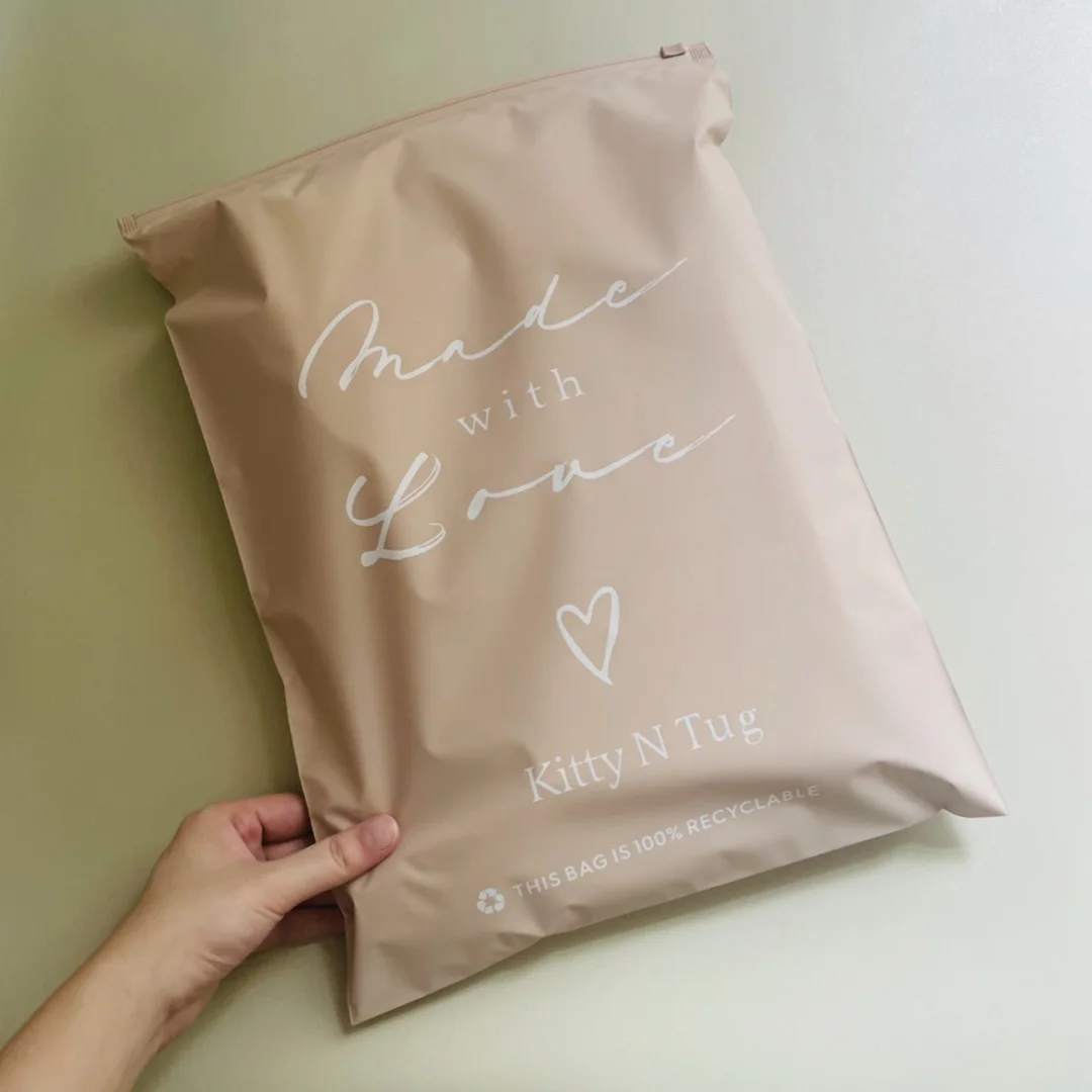 custom logo pink frosted zipper bag biodegradable packaging bags clothing plastic pvc zipper bag for package