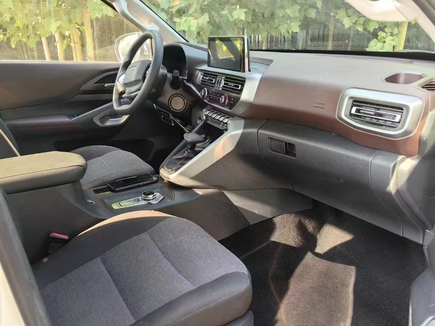 Brand New Off-Road Pickup 4x2 4x4 Diesel Gasoline Mannual/Auto Family Pickup Wholesale Cheap Price