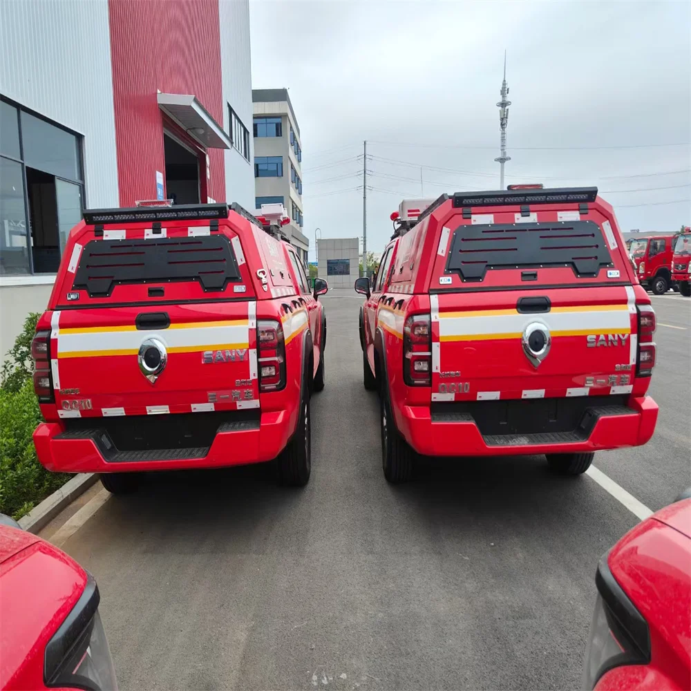 Shanghai top selling product CAFS system compressed air foam fire Trucks for sale