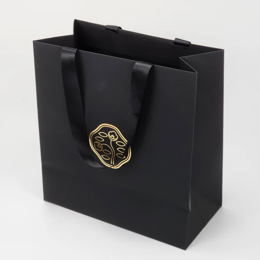 Luxury Paper Shopping Paper Packaging Paper Shopping Gift Bag With Ribbon