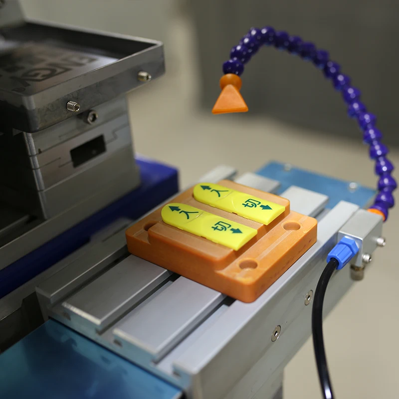 Dongguan 6 Colours Sealed Cup Plastic Bottle Cup Pad Printing Machine for CD with Conveyer