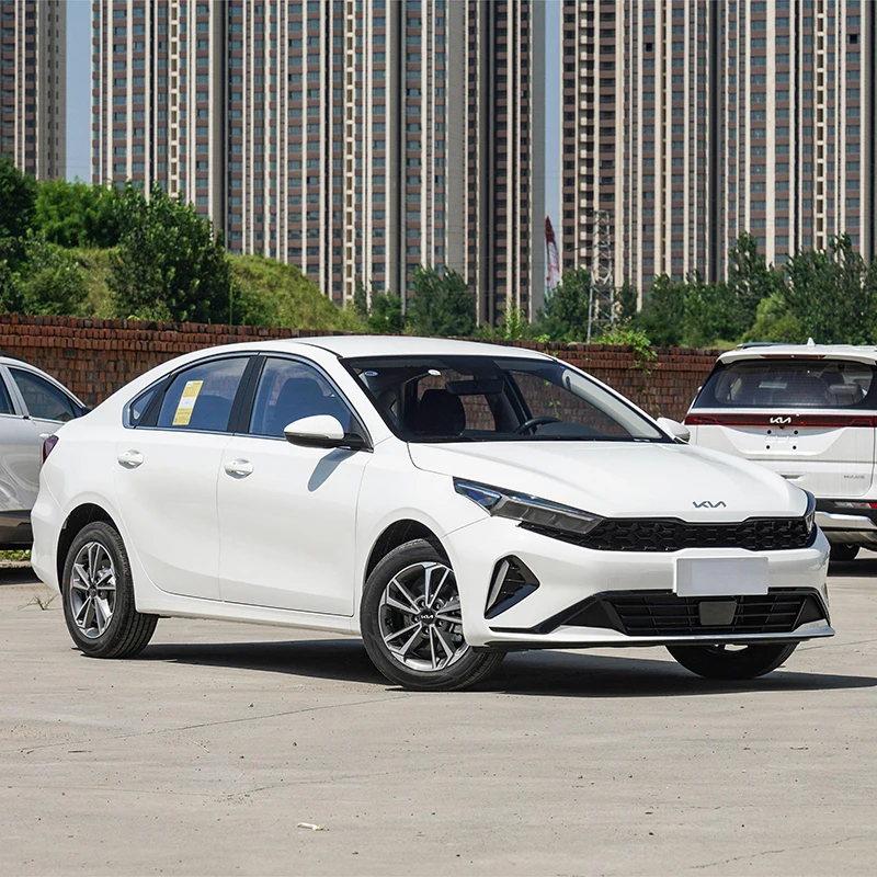 2023 K3 CVT gelbox 4-дверный 5-местный седан аксессуары для рулевого колеса из углеродного волокна с максимальной скоростью 180 км/ч